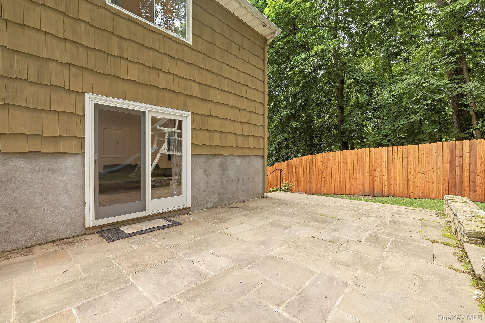 Single Family Hickory Hill Drive  Westchester County, NY 10522, MLS-1021341-31