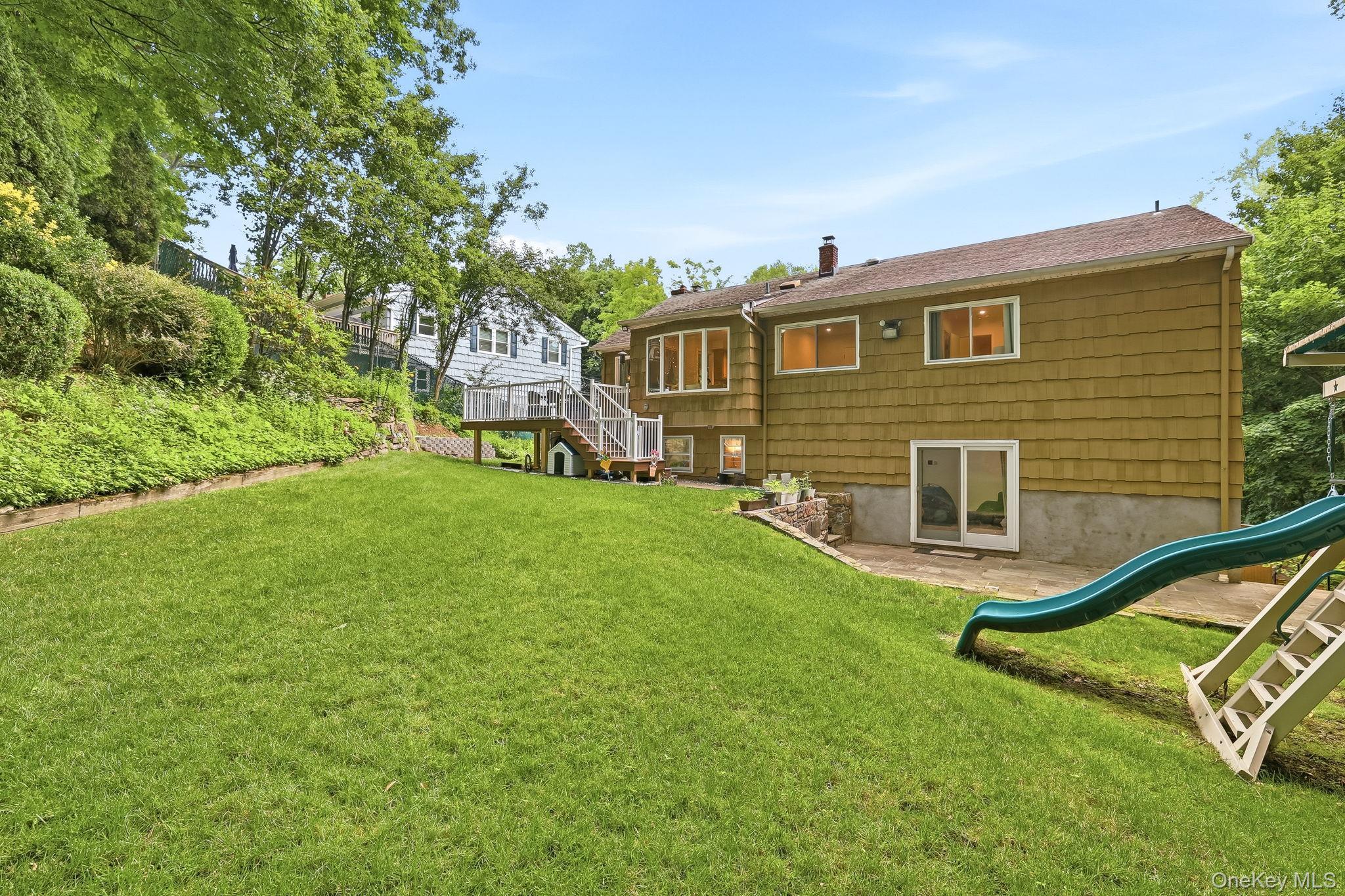 Single Family Hickory Hill Drive  Westchester County, NY 10522, MLS-1021341-32
