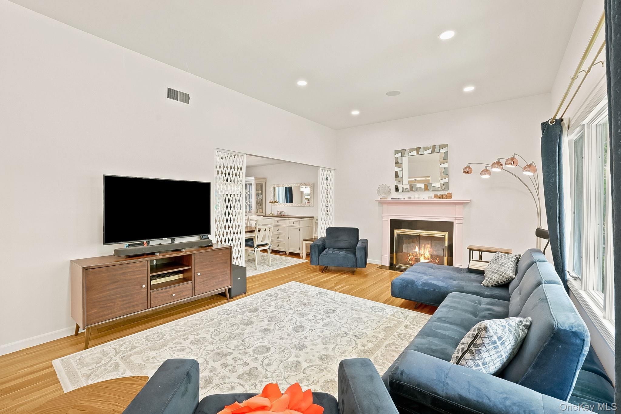 Single Family Hickory Hill Drive  Westchester County, NY 10522, MLS-1021341-4