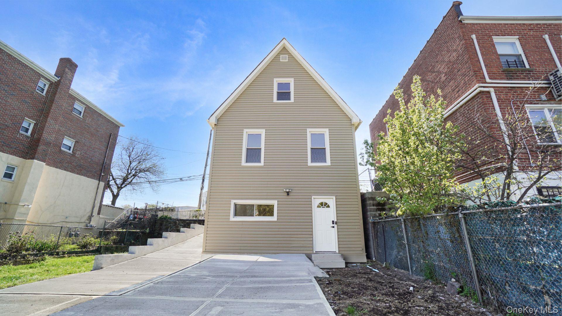 Single Family Gunther Avenue  Bronx, NY 10469, MLS-1021352-29