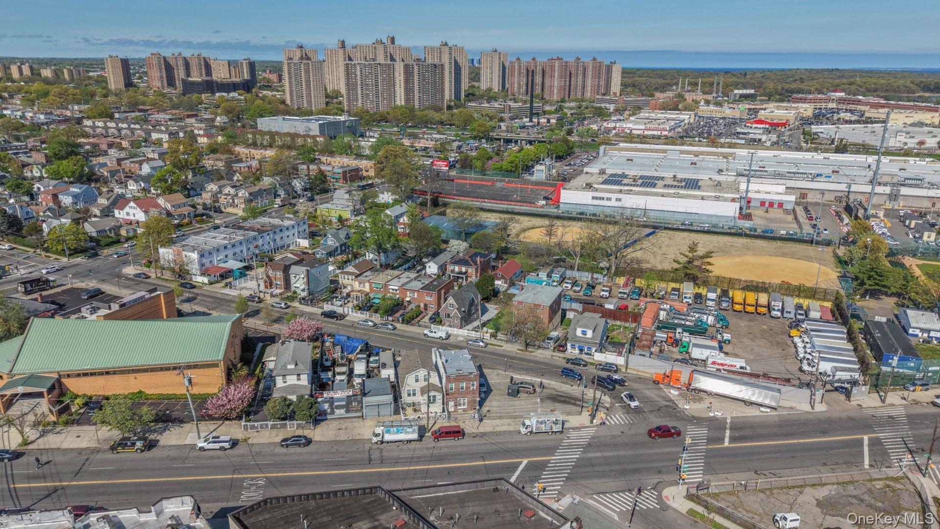 Single Family Gunther Avenue  Bronx, NY 10469, MLS-1021352-38