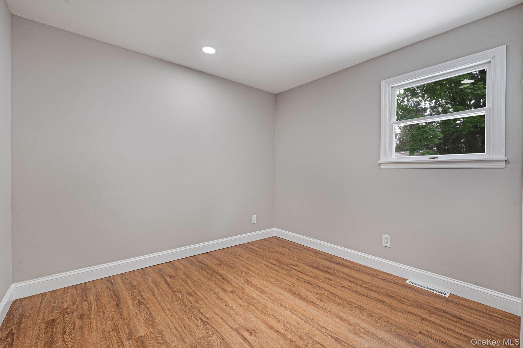 Single Family Lombardy Boulevard Suffolk County, NY 11706, MLS-1021372-14