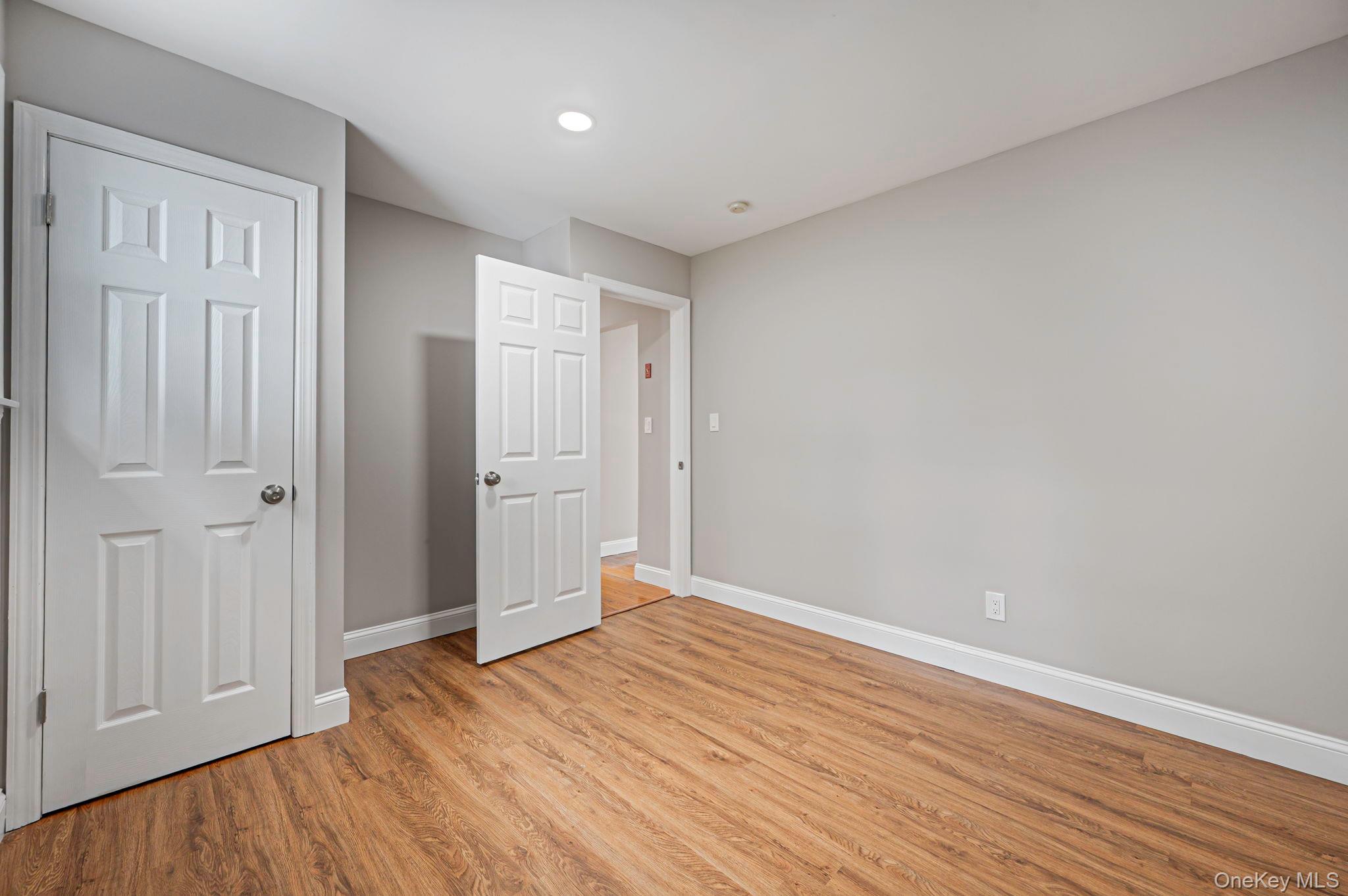 Single Family Lombardy Boulevard Suffolk County, NY 11706, MLS-1021372-15