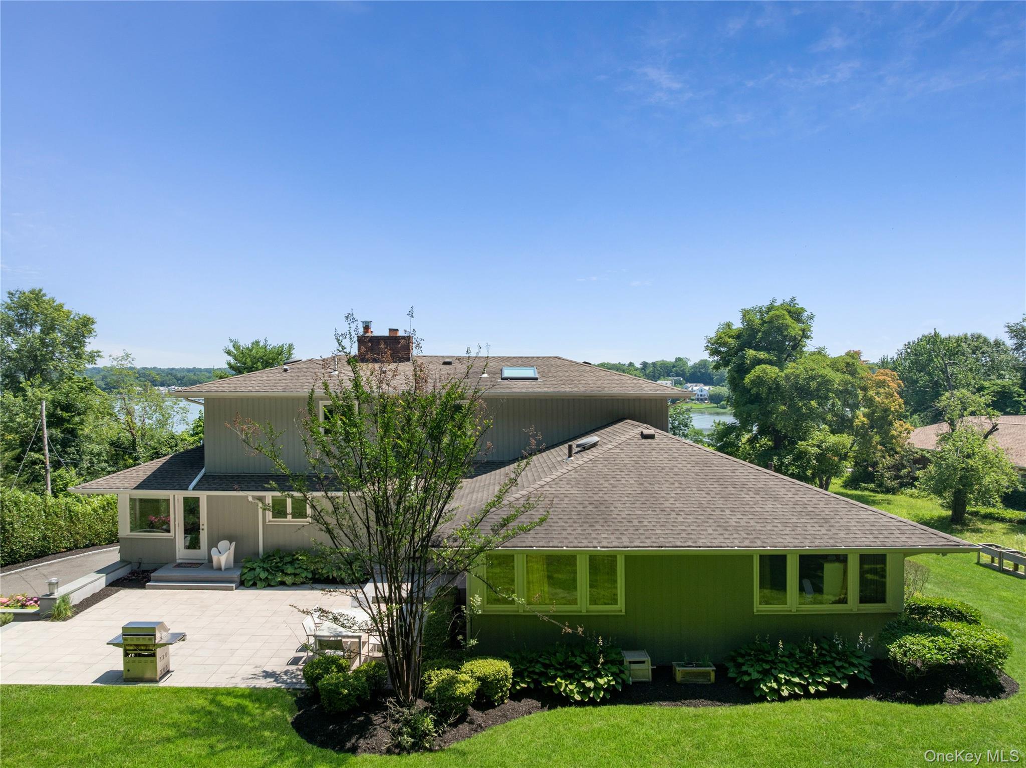Single Family E Shore Road Nassau County, NY 11023, MLS-1021374-24