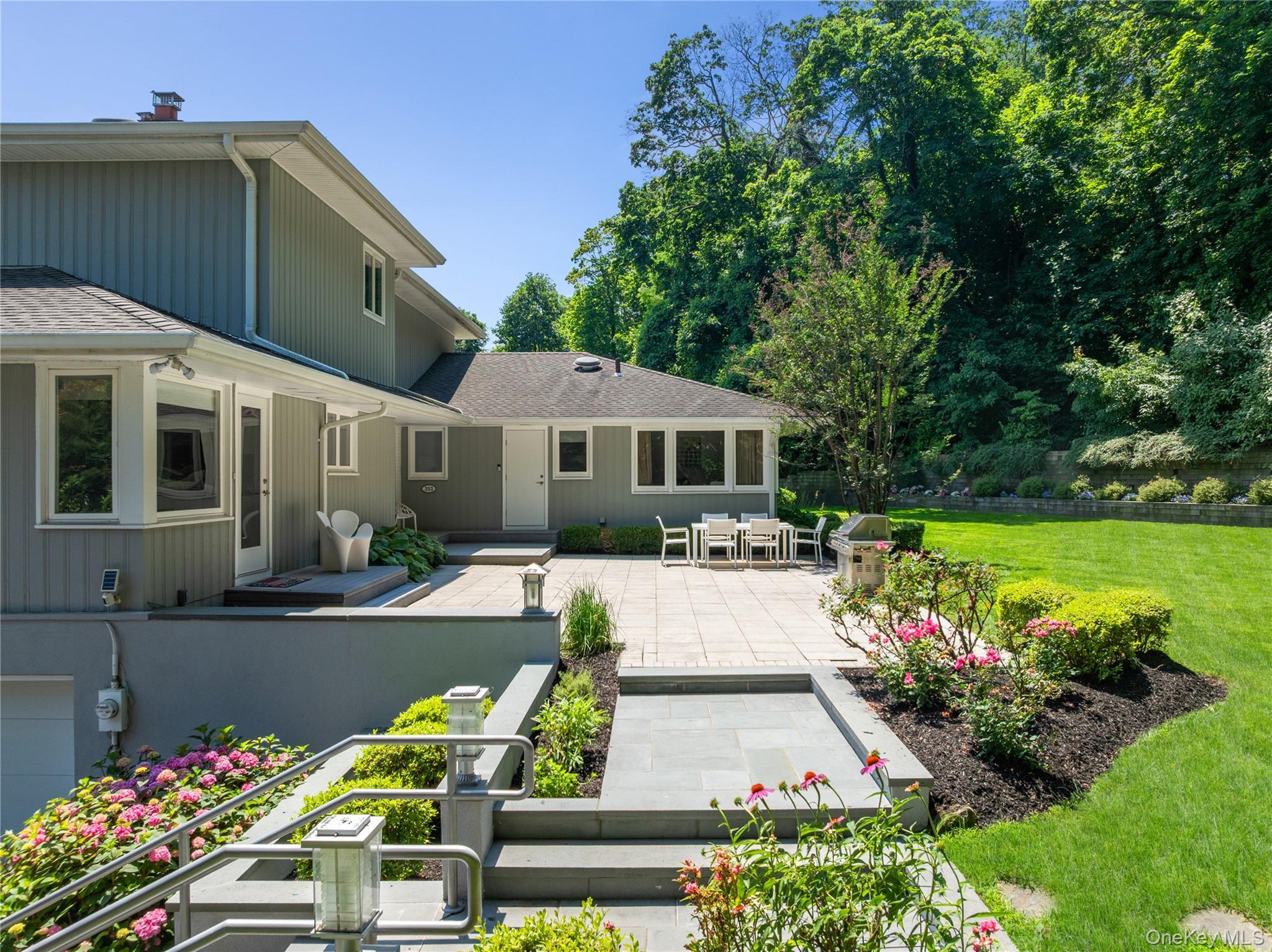 Single Family E Shore Road Nassau County, NY 11023, MLS-1021374-3