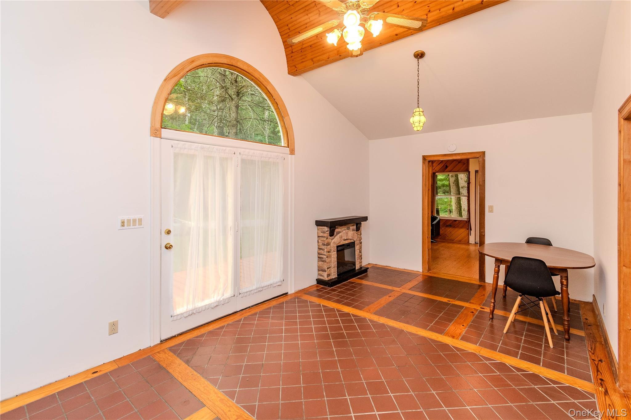 Single Family Canary Hill Road Ulster County, NY 12401, MLS-1021400-13