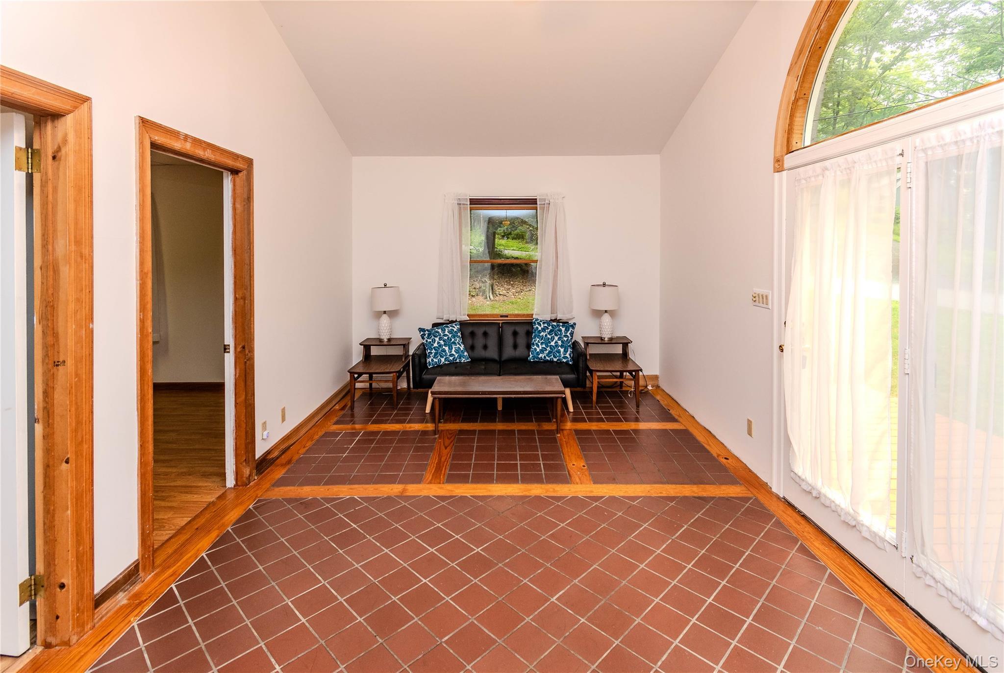 Single Family Canary Hill Road Ulster County, NY 12401, MLS-1021400-14