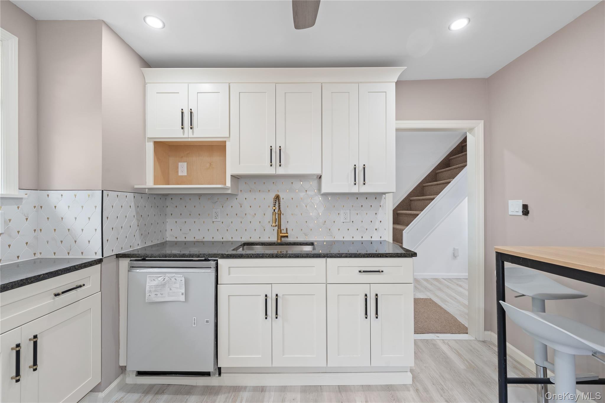 Single Family Newman Avenue Bronx, NY 10473, MLS-1021403-15