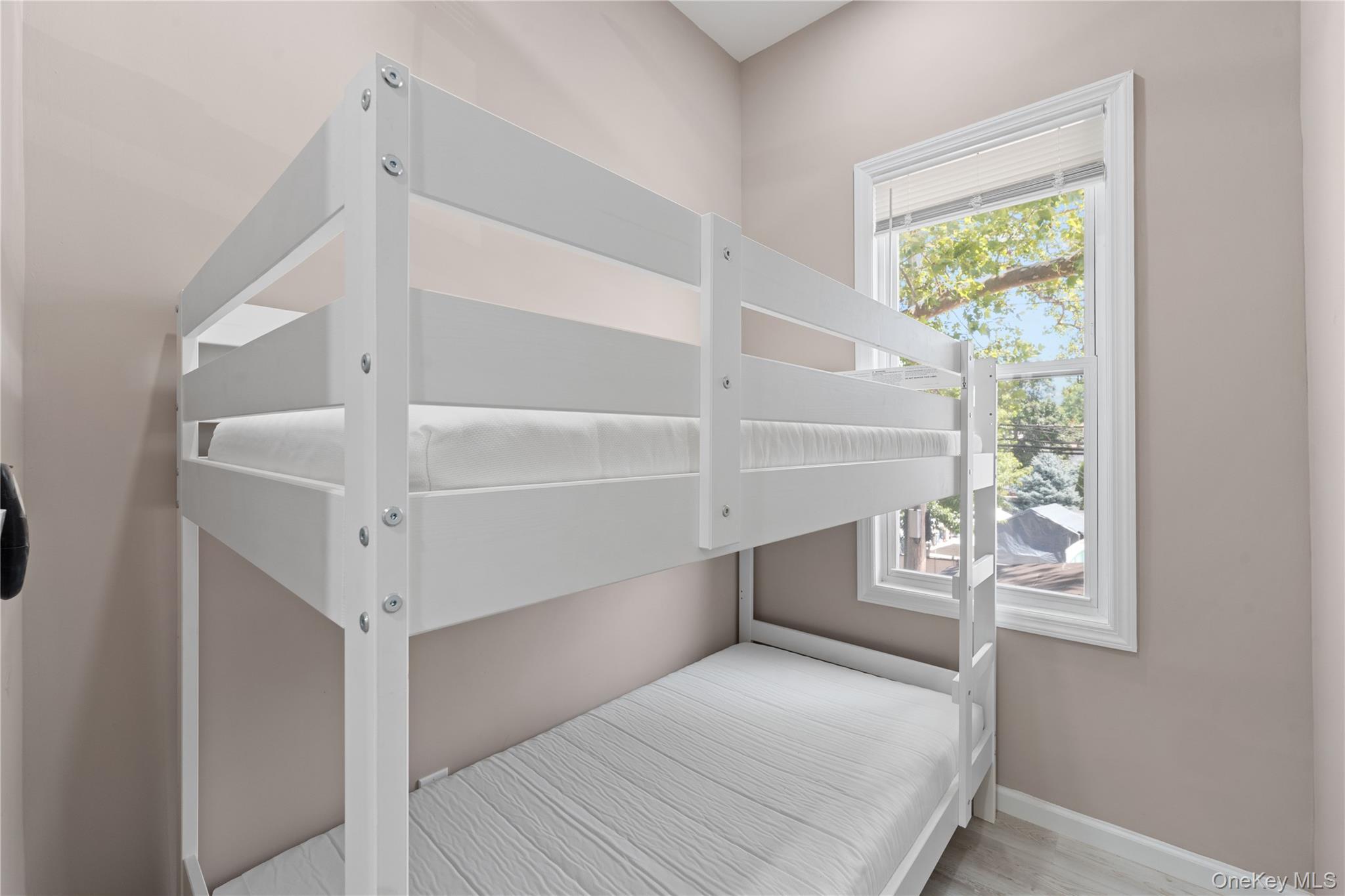 Single Family Newman Avenue Bronx, NY 10473, MLS-1021403-23