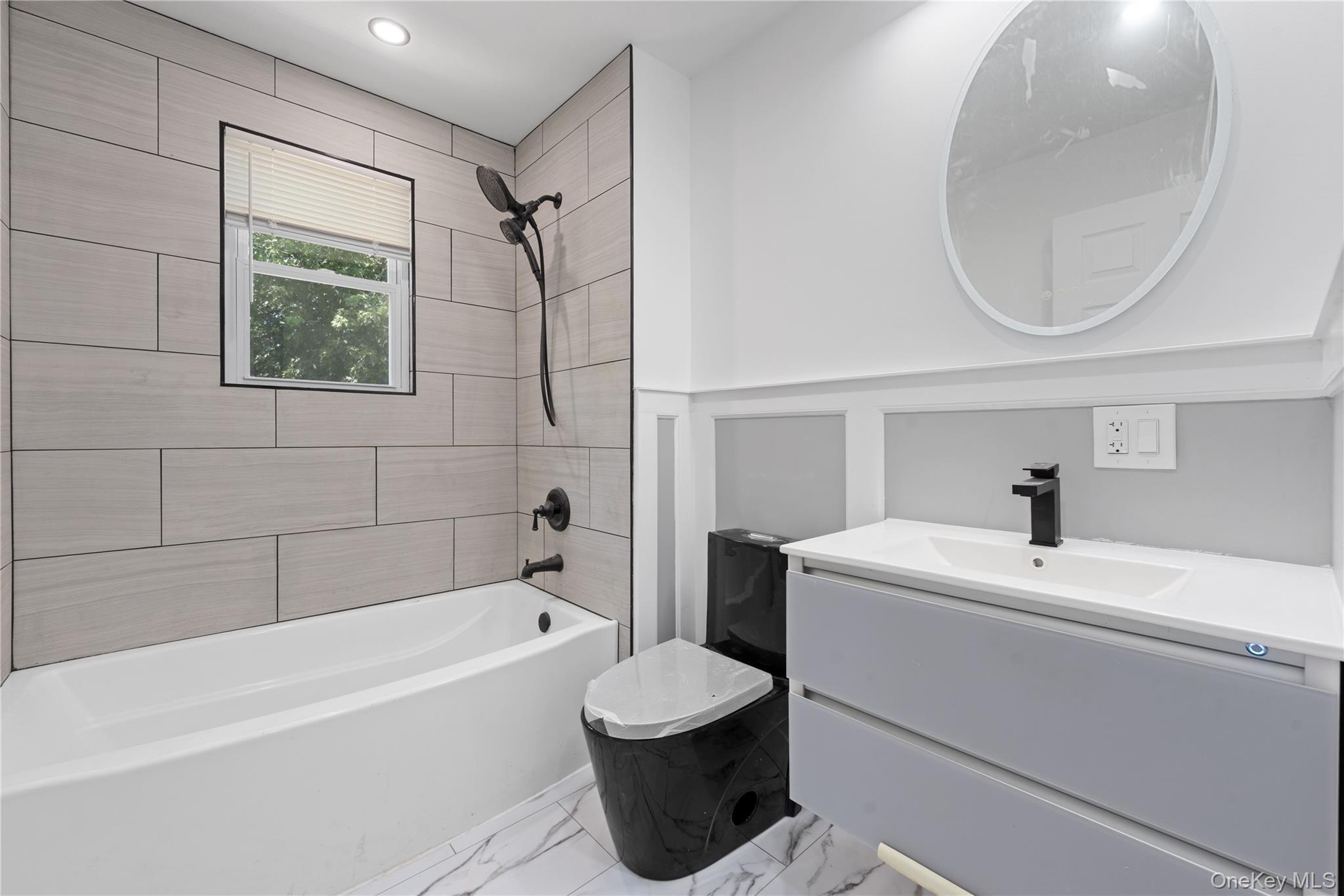Single Family Newman Avenue Bronx, NY 10473, MLS-1021403-25