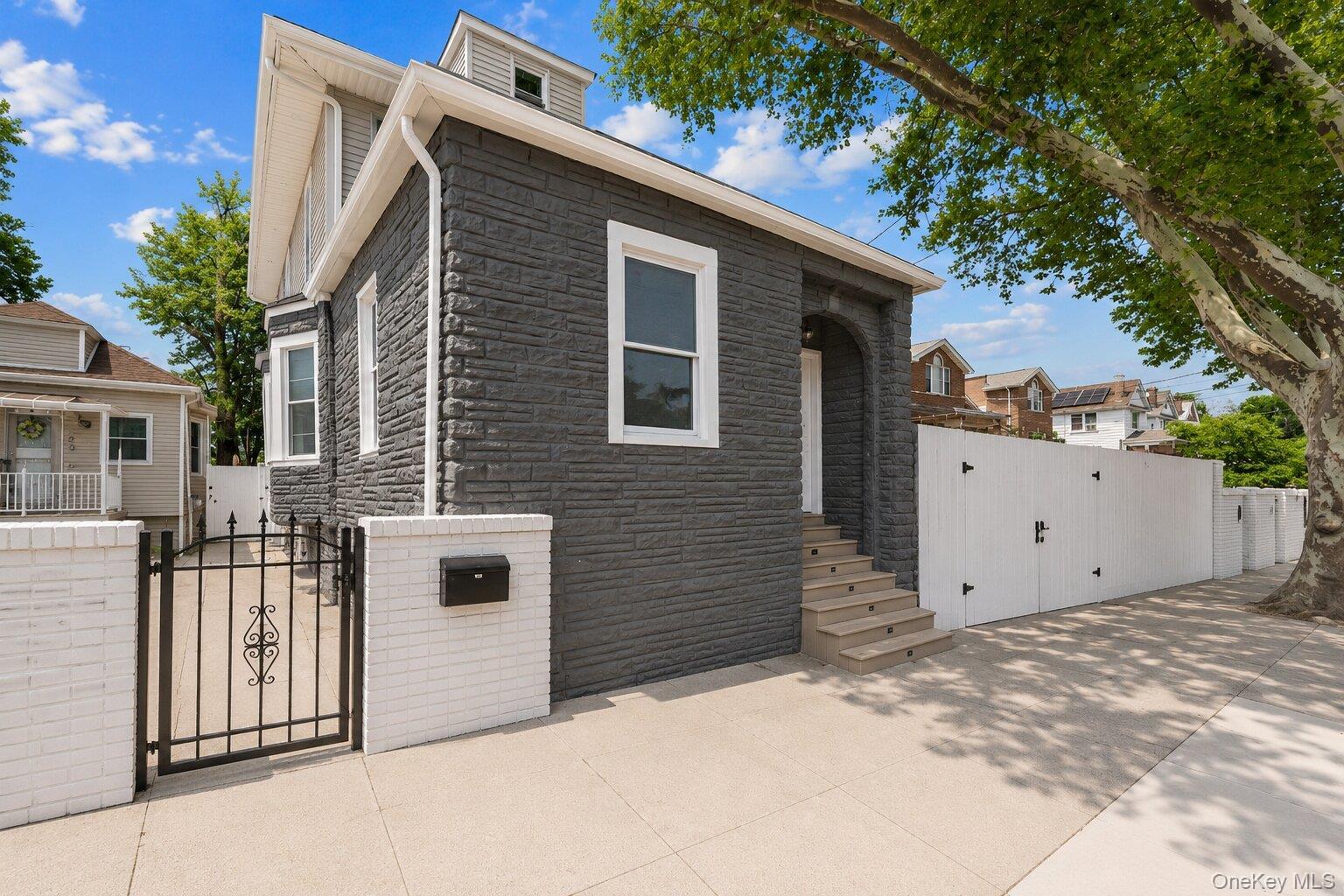 Single Family Newman Avenue Bronx, NY 10473, MLS-1021403-3
