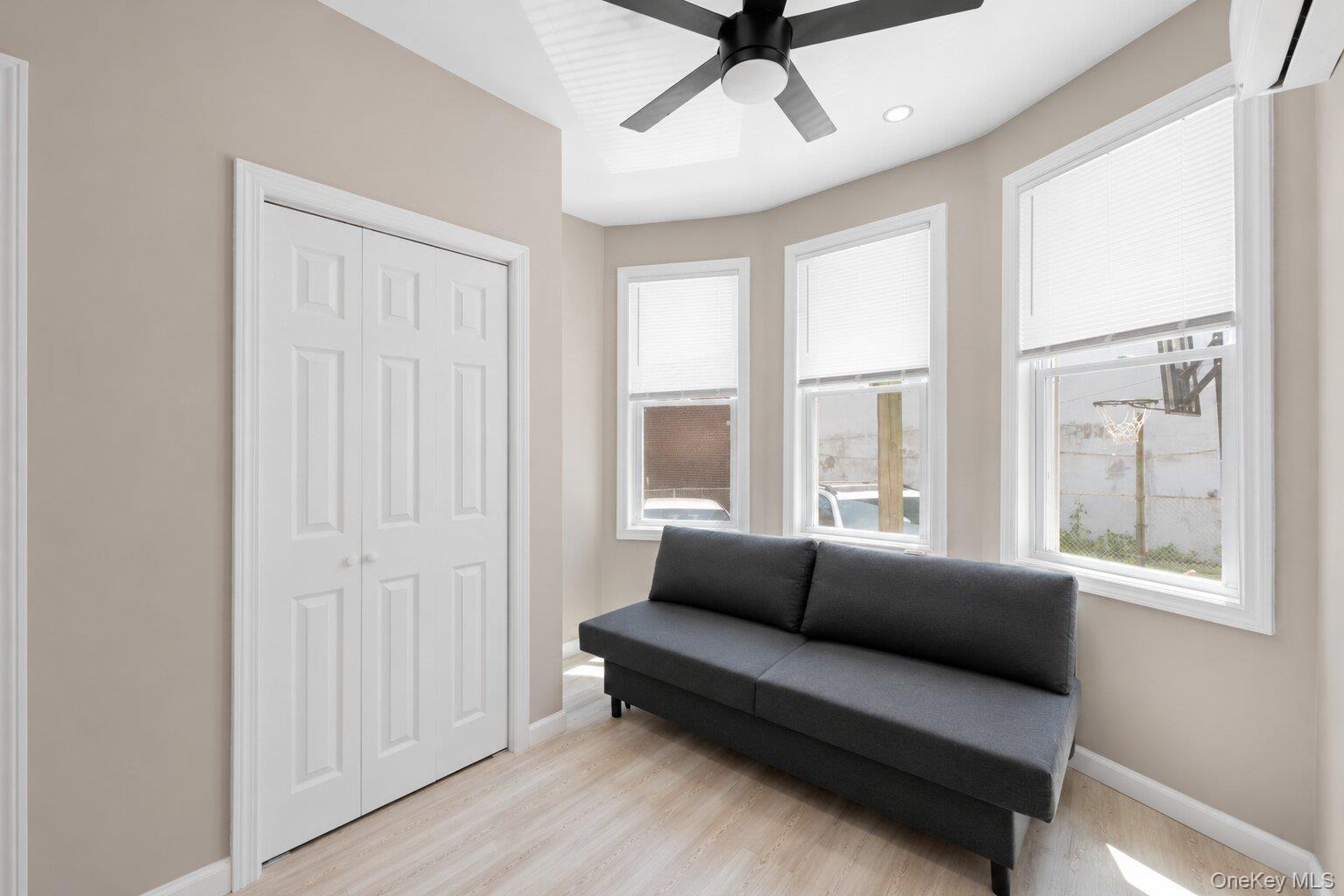 Single Family Newman Avenue Bronx, NY 10473, MLS-1021403-4