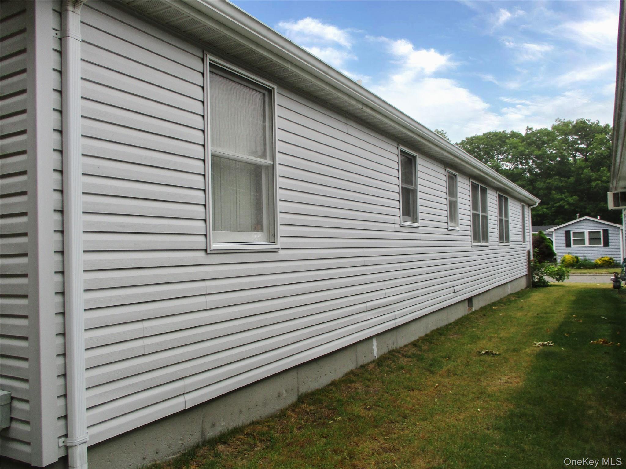 Single Family Village Circle E  Suffolk County, NY 11949, MLS-1021408-13