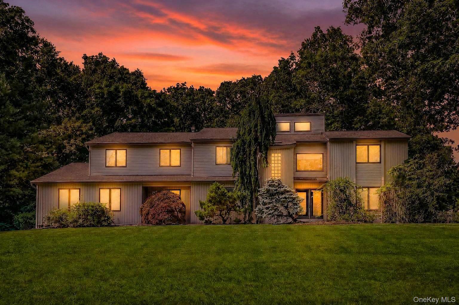 Single Family Zeck Court  Rockland County, NY 10901, MLS-1021410-2