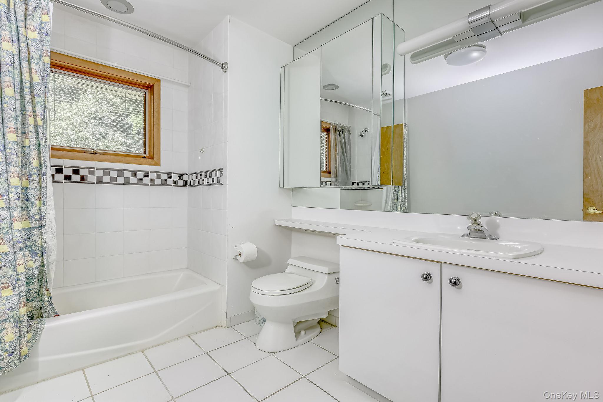 Single Family Zeck Court  Rockland County, NY 10901, MLS-1021410-27