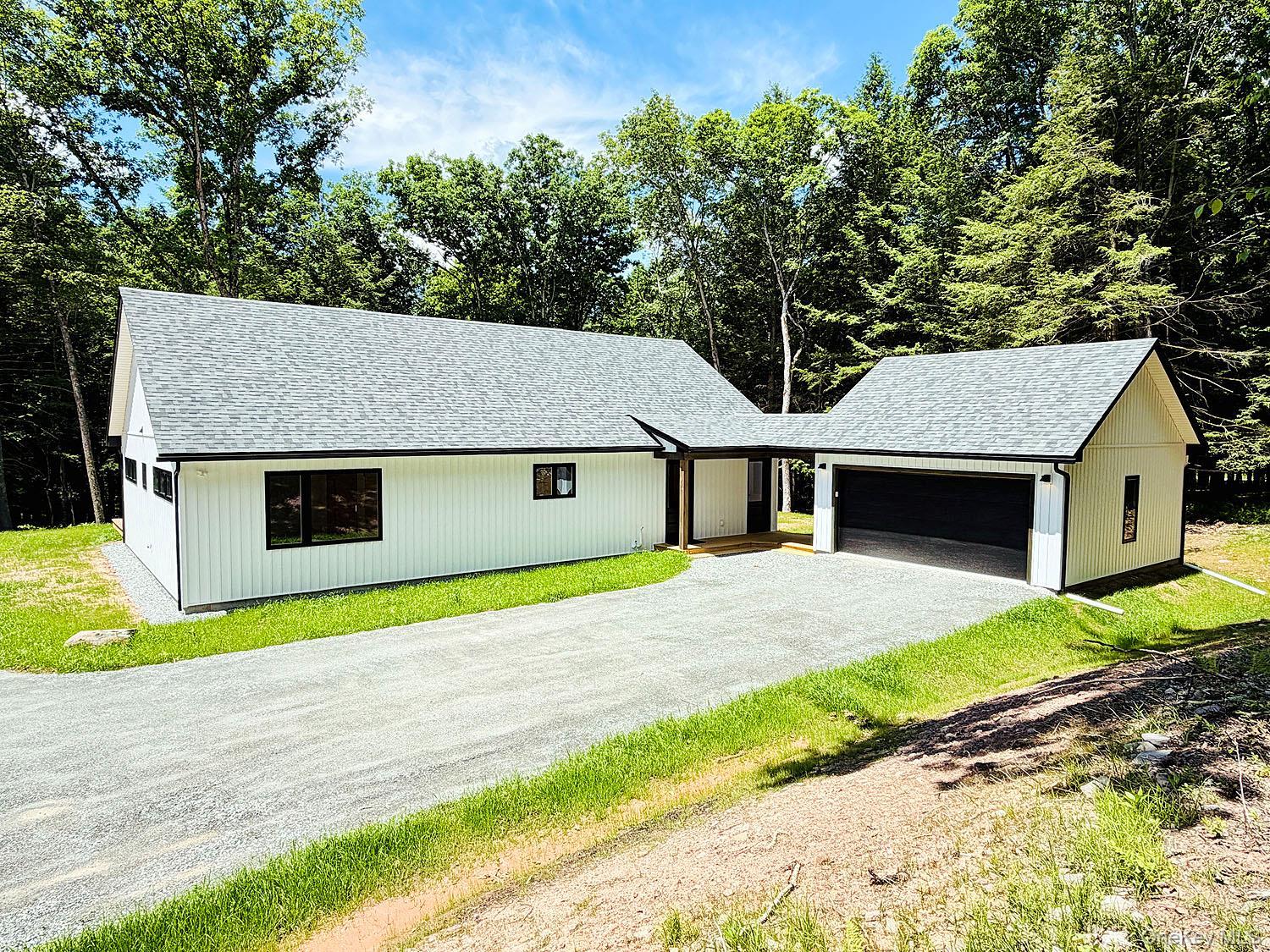 Single Family Country Road  Sullivan County, NY 12723, MLS-1021417-26