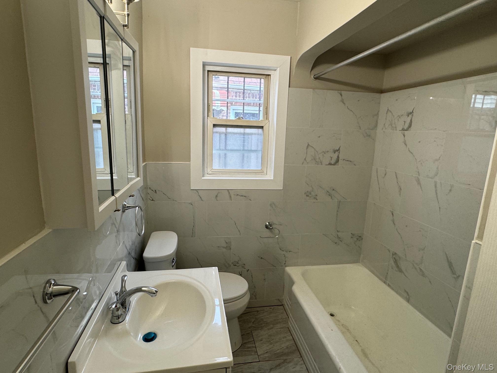Single Family 204th Street Queens, NY 11412, MLS-1021426-11