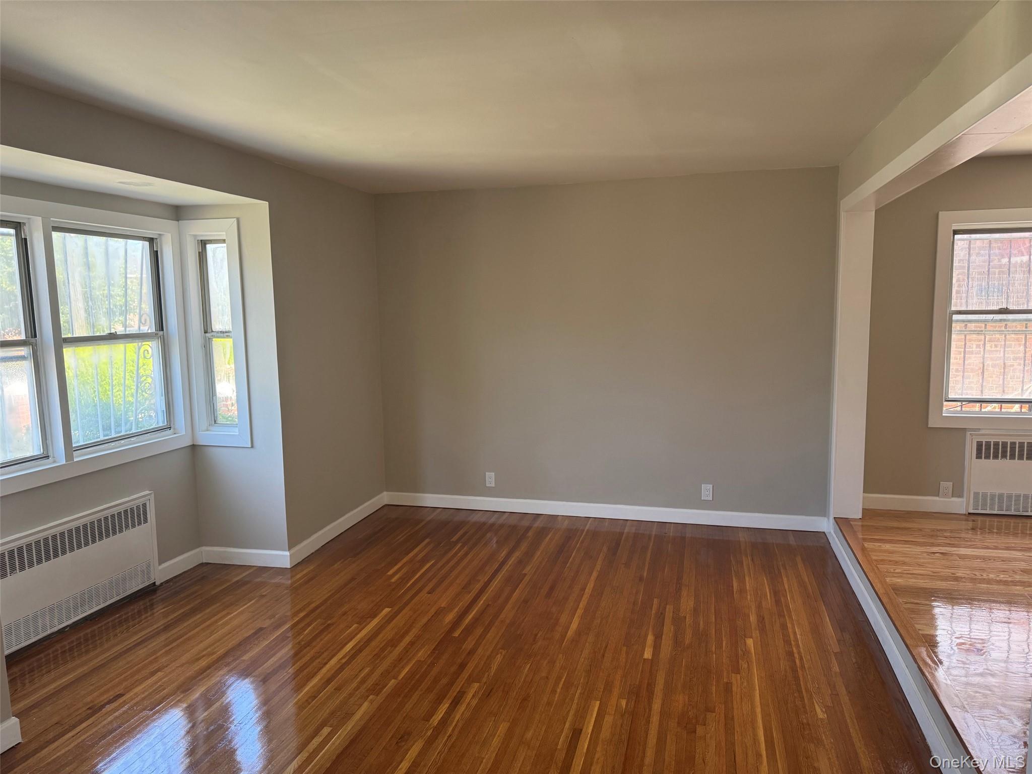 Single Family 204th Street Queens, NY 11412, MLS-1021426-2