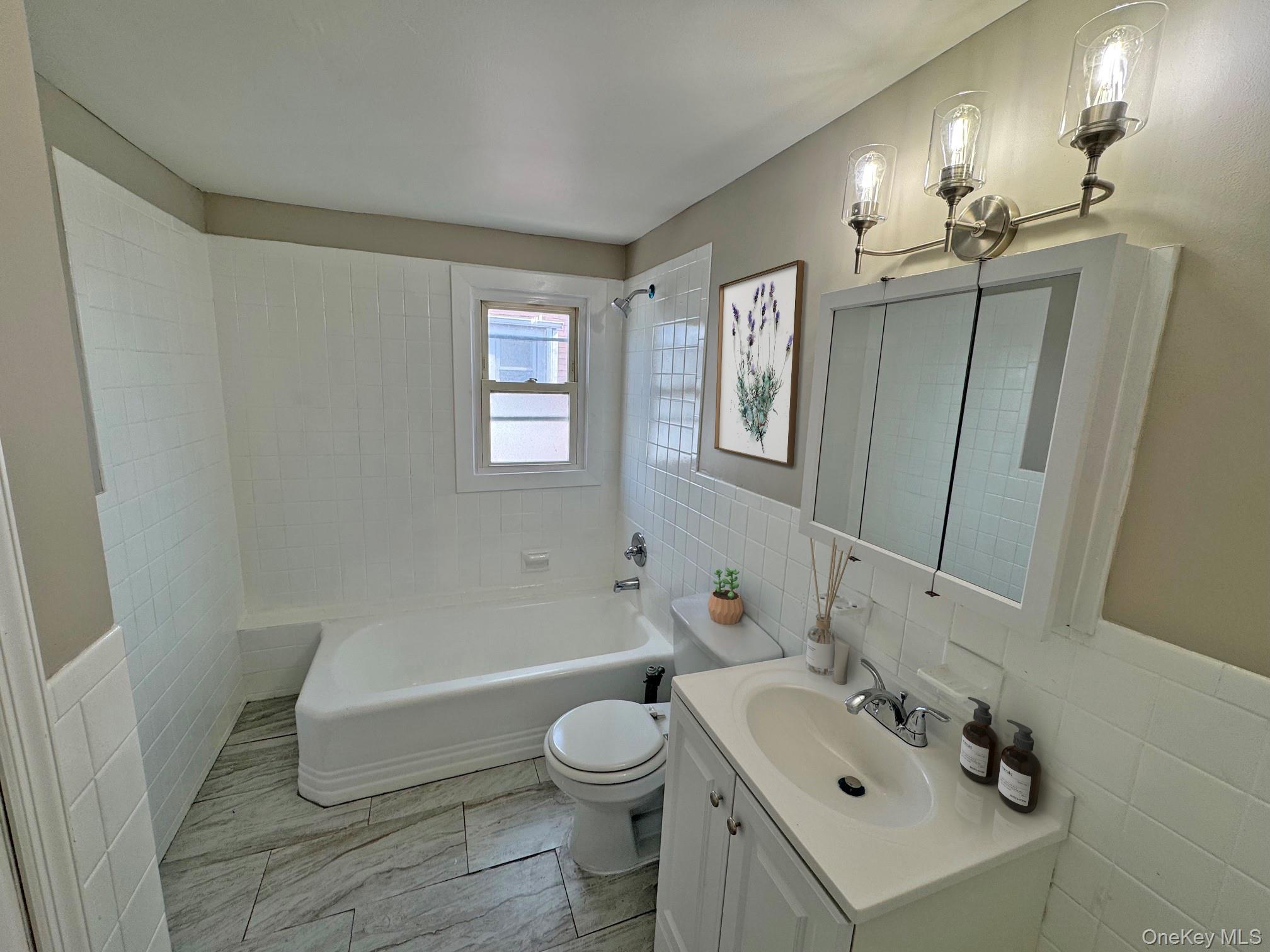 Single Family 204th Street Queens, NY 11412, MLS-1021426-23