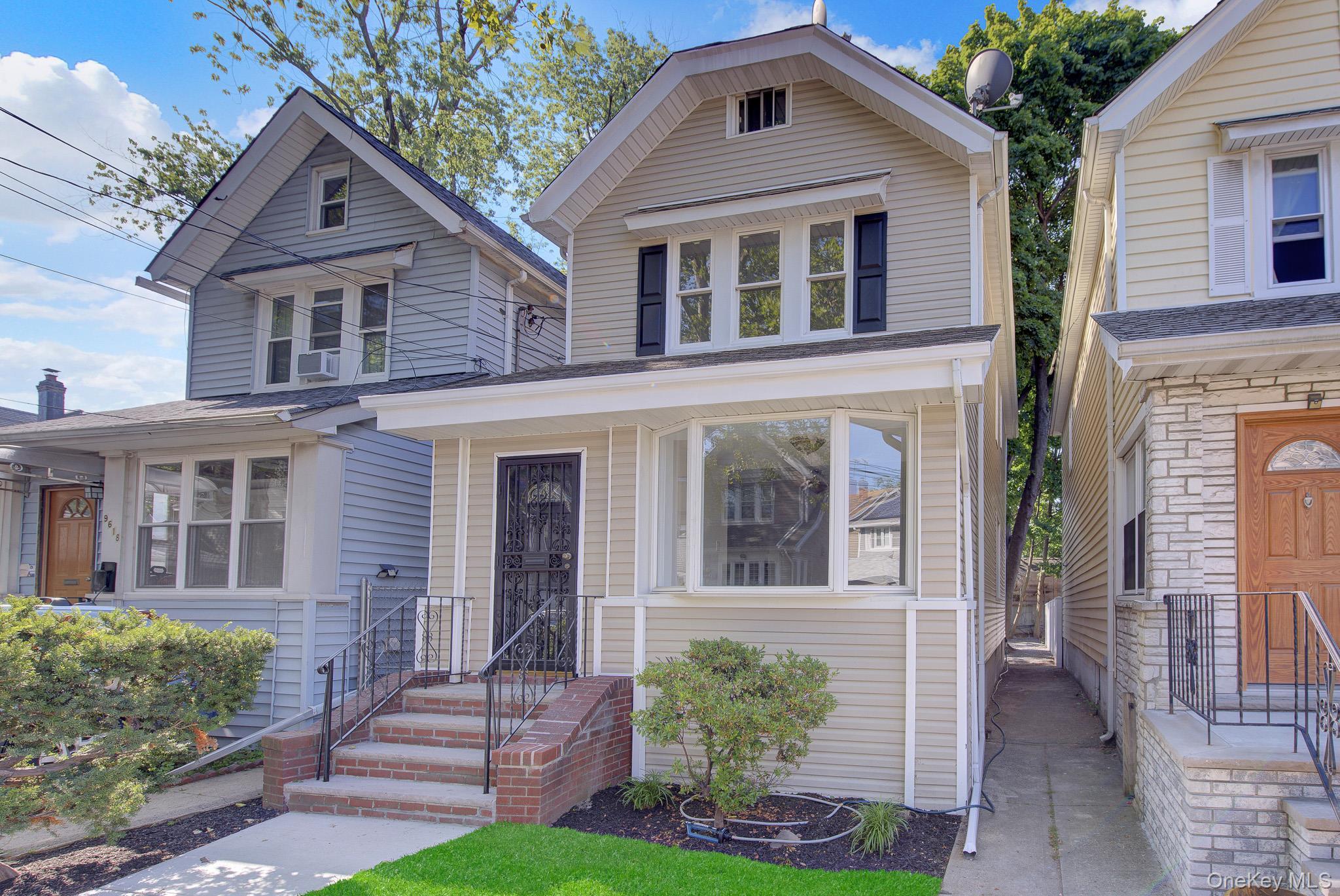 Single Family 91st Drive Queens, NY 11421, MLS-1021428-3