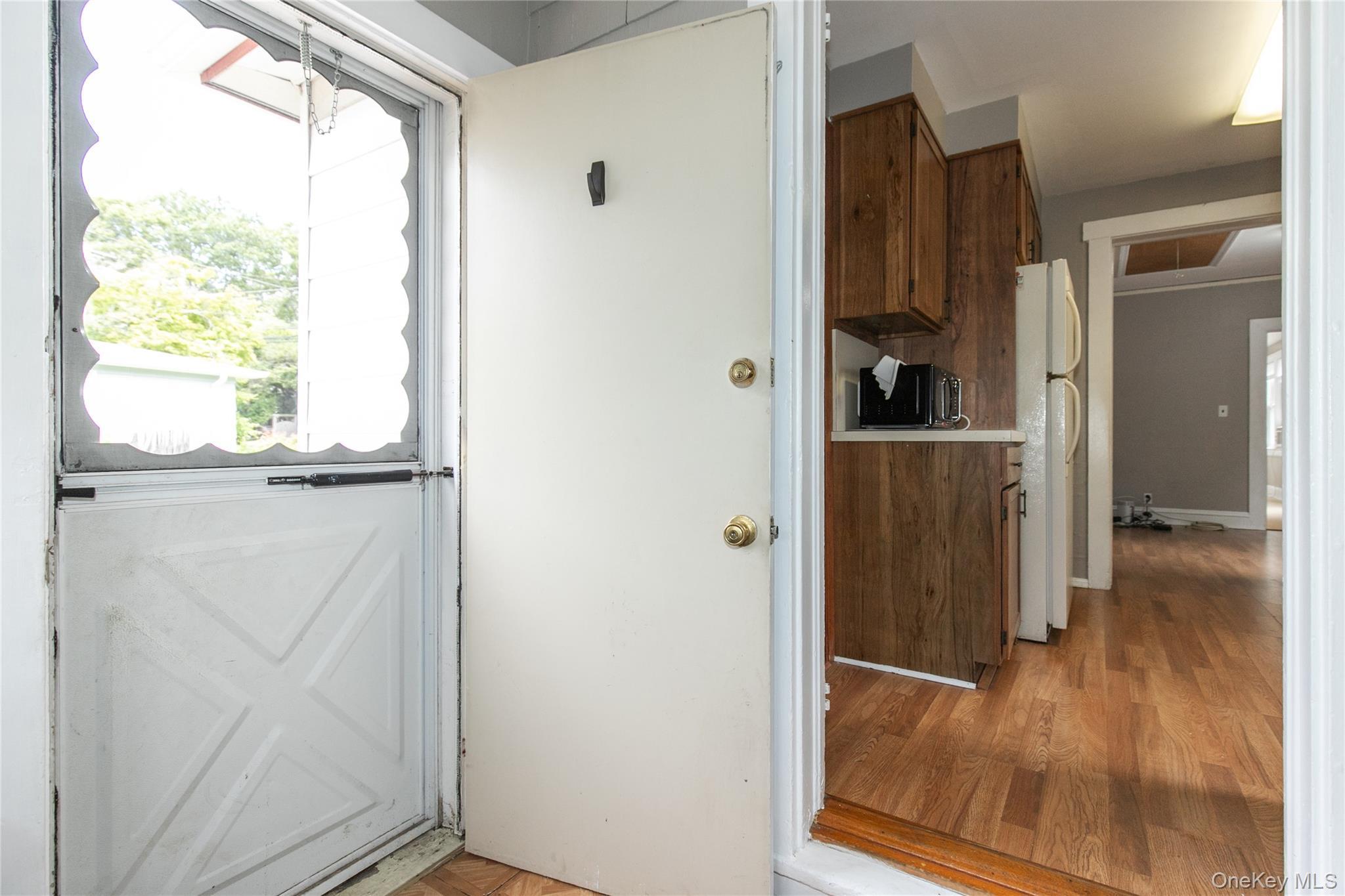 Single Family Perry Avenue Nassau County, NY 11709, MLS-1021442-14
