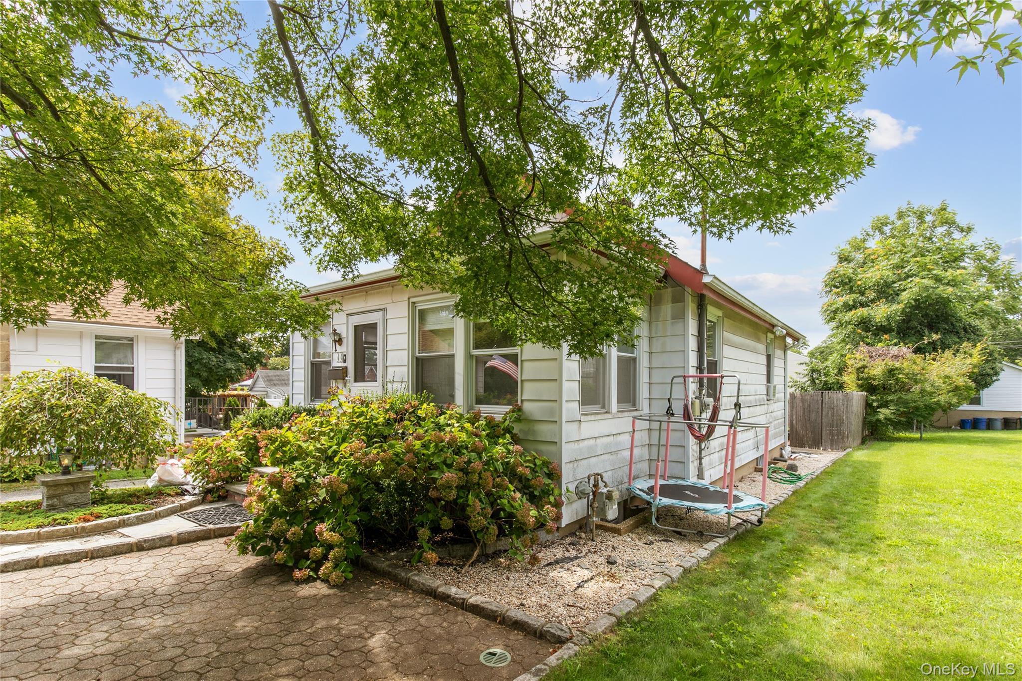 Single Family Perry Avenue Nassau County, NY 11709, MLS-1021442-3