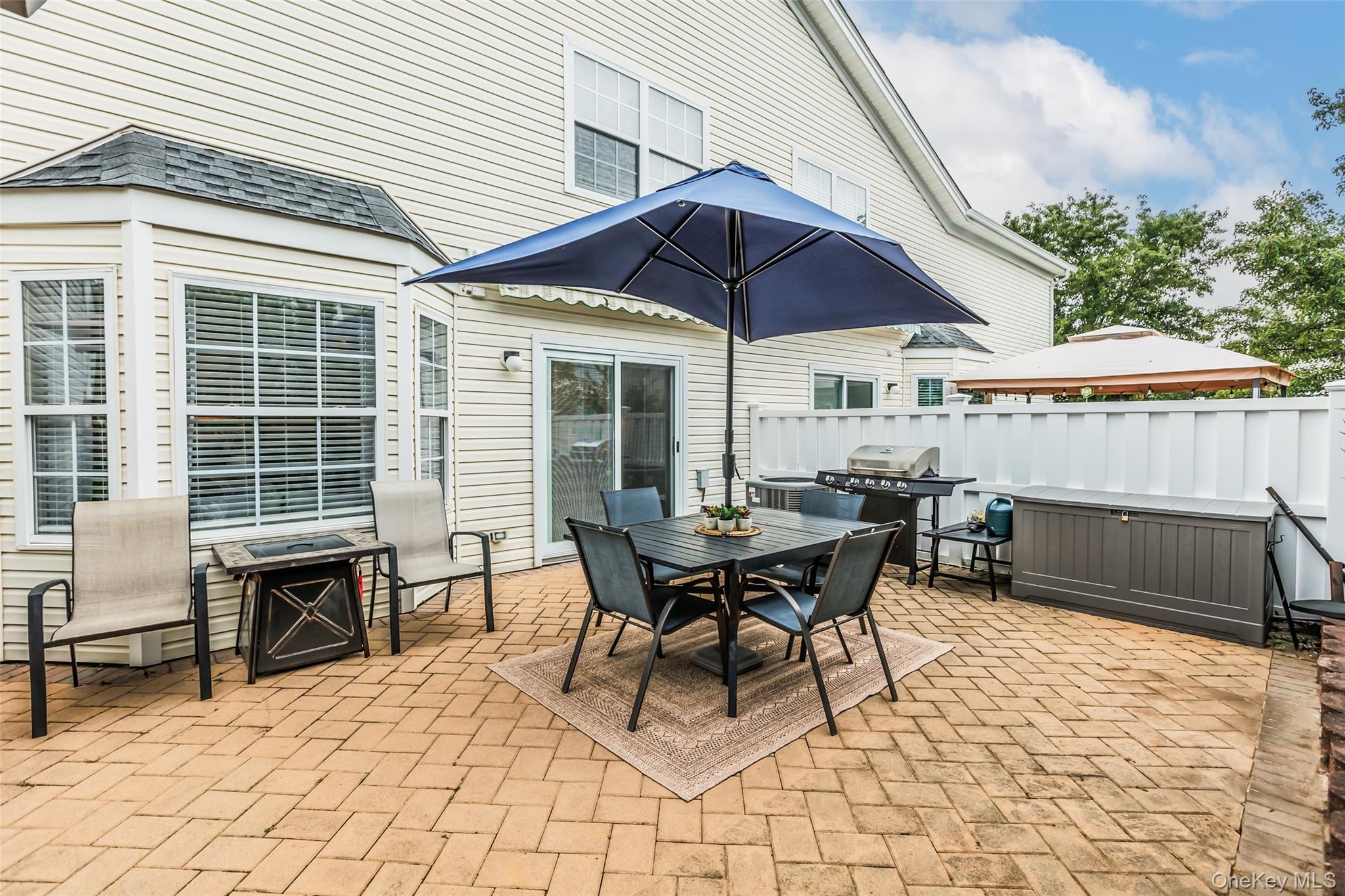 Single Family Kate Circle Suffolk County, NY 11953, MLS-1021466-23