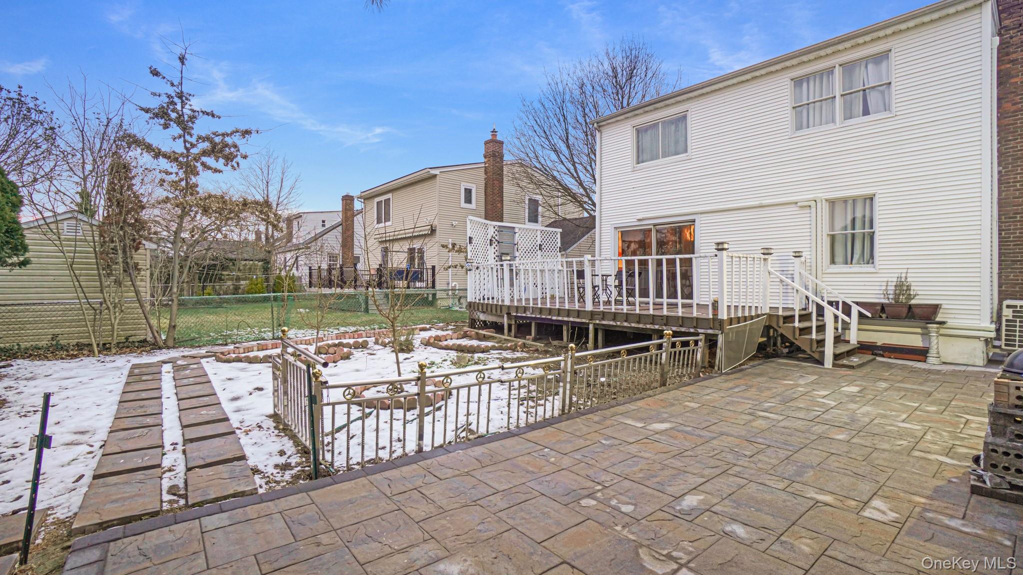 Single Family Camp Avenue Nassau County, NY 11710, MLS-1021470-17