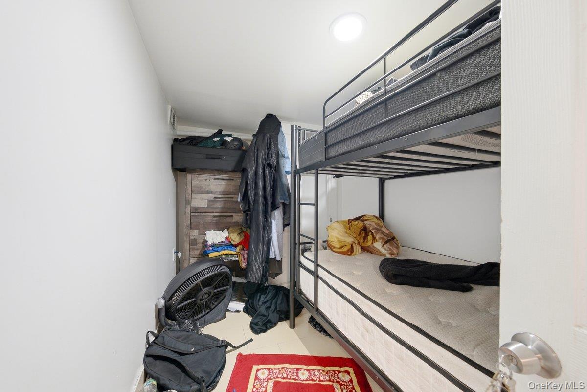 Single Family Villa Avenue Bronx, NY 10468, MLS-1021472-12