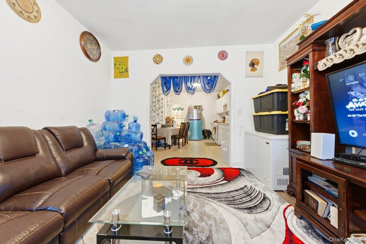 Single Family Villa Avenue Bronx, NY 10468, MLS-1021472-3