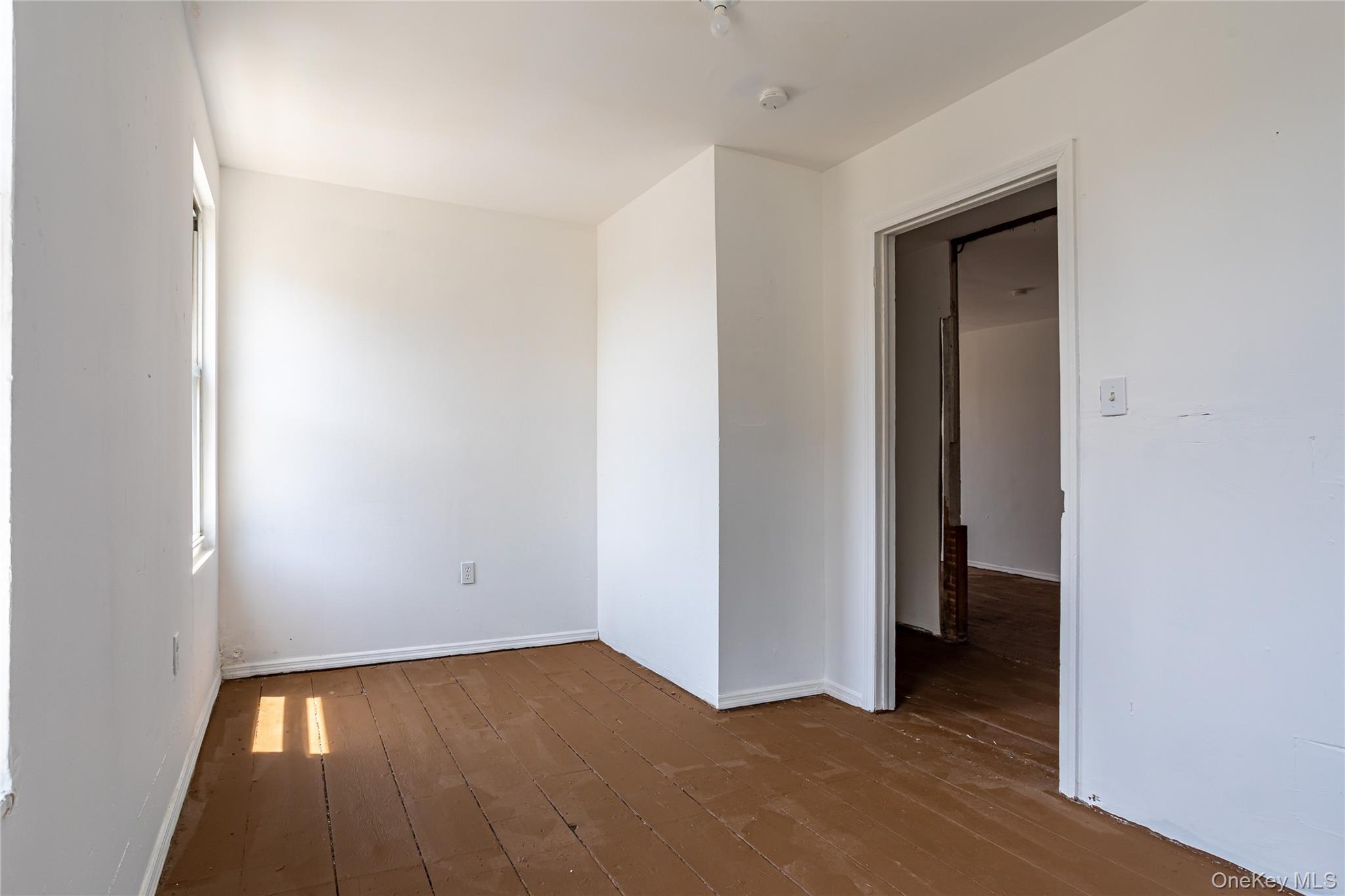 Single Family Grove Street Staten Island, NY 10304, MLS-1021486-18