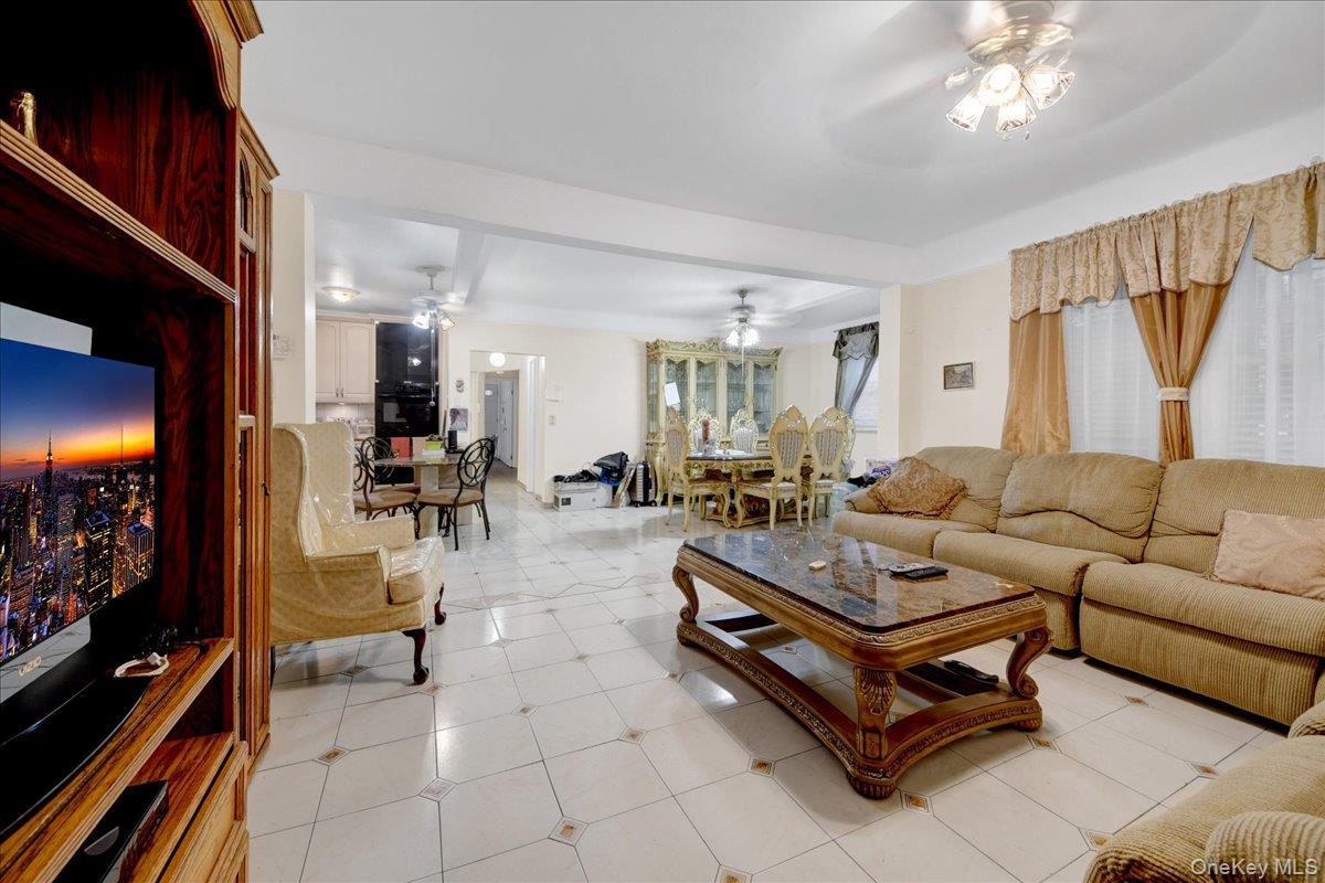 Single Family Rawlins Avenue  Bronx, NY 10465, MLS-1021489-6