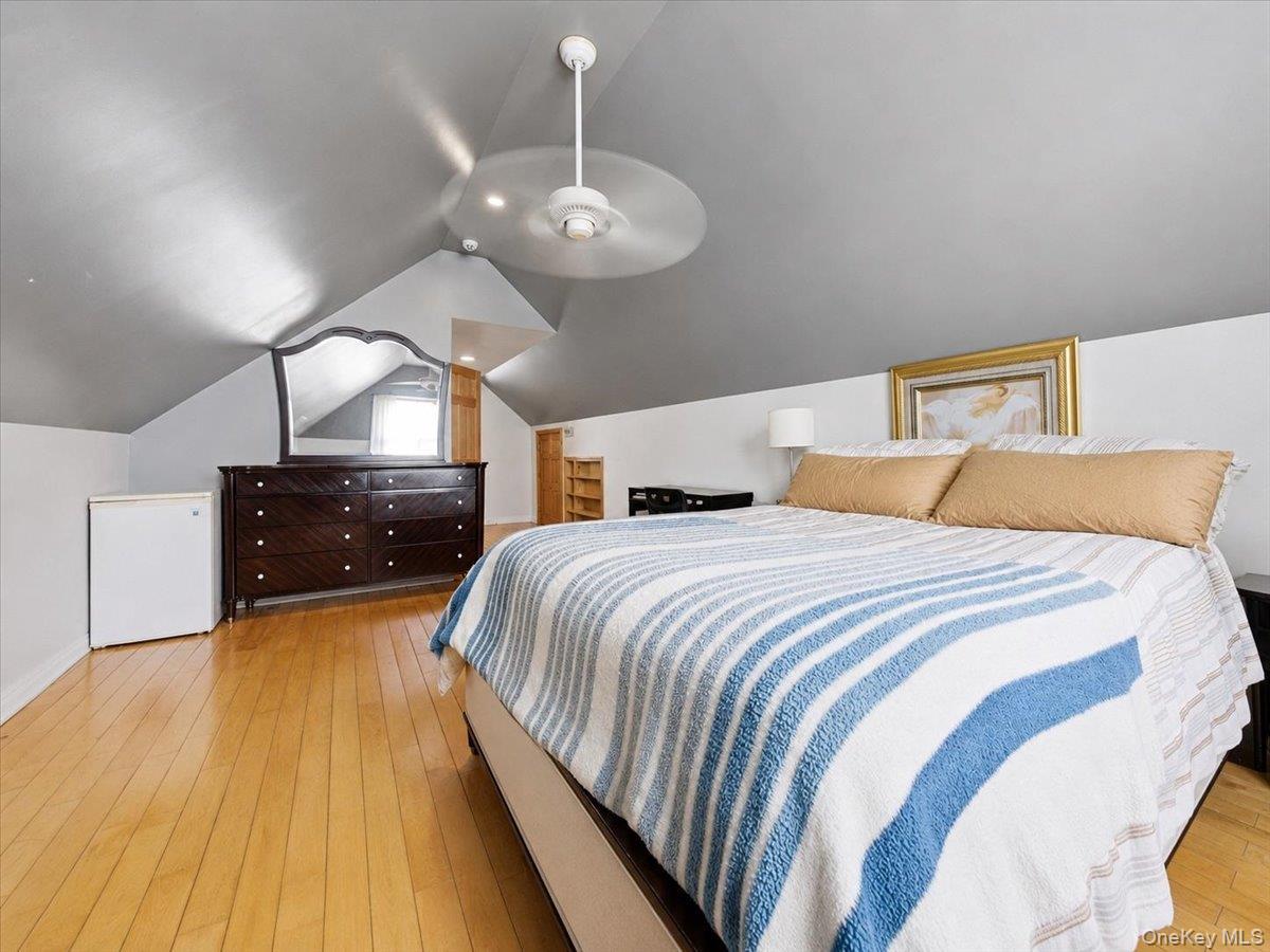 Single Family E Riviera Drive  Suffolk County, NY 11757, MLS-1021495-12