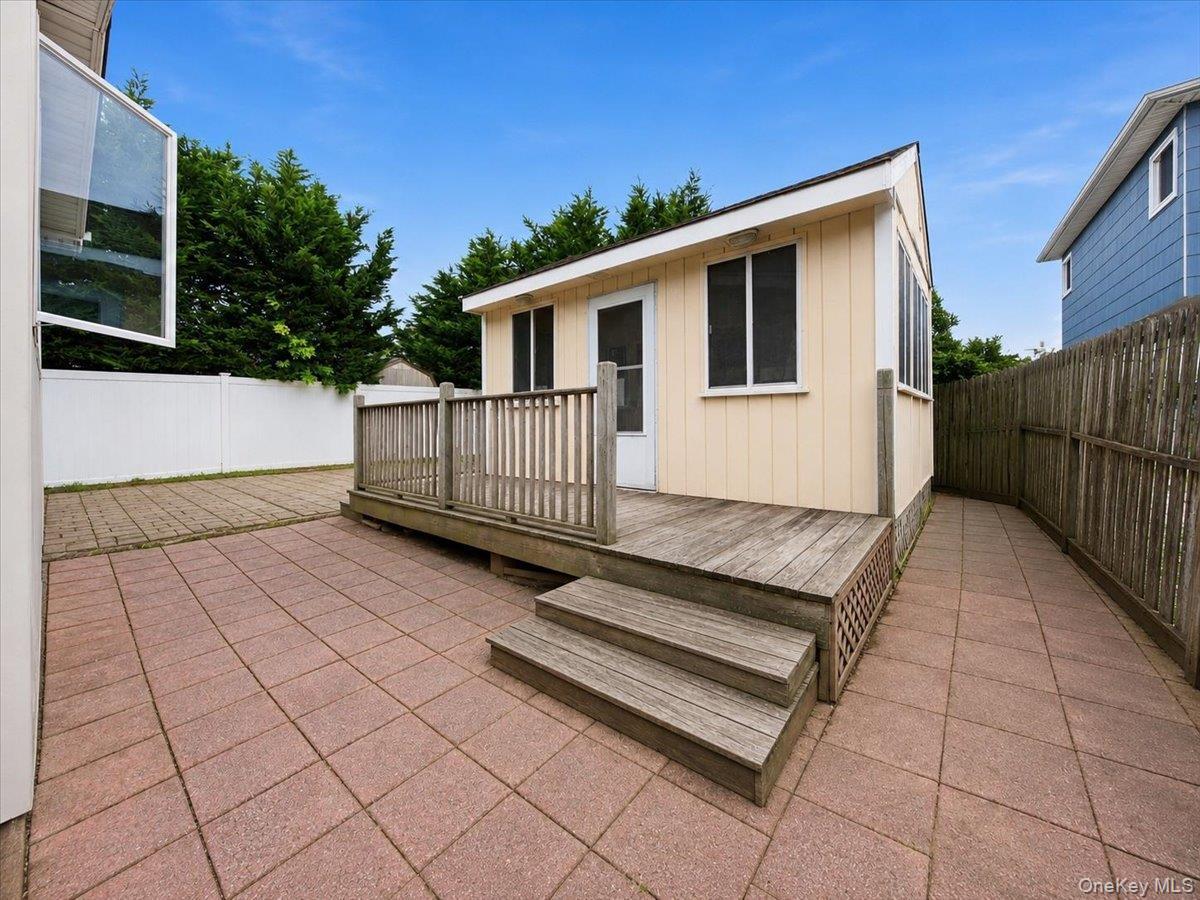 Single Family E Riviera Drive  Suffolk County, NY 11757, MLS-1021495-20