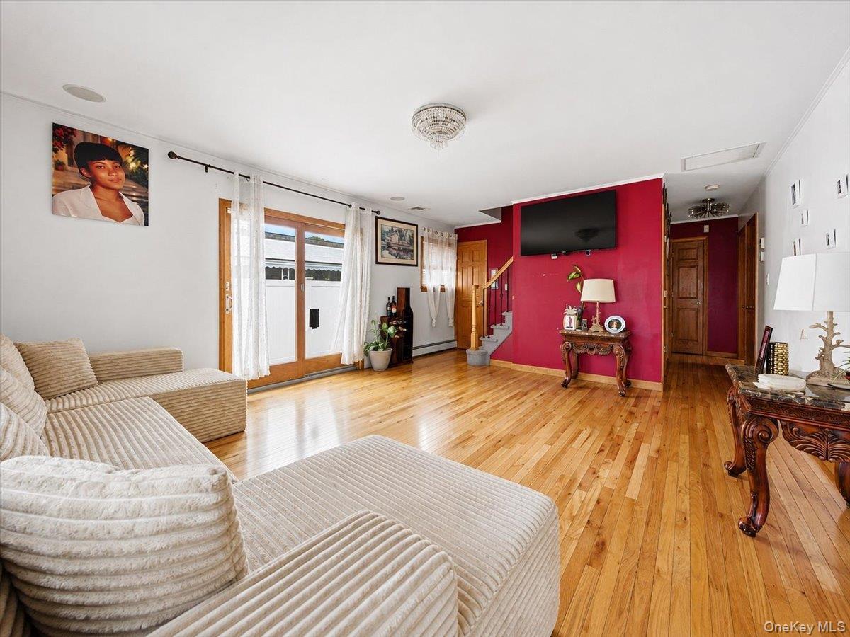 Single Family E Riviera Drive  Suffolk County, NY 11757, MLS-1021495-5