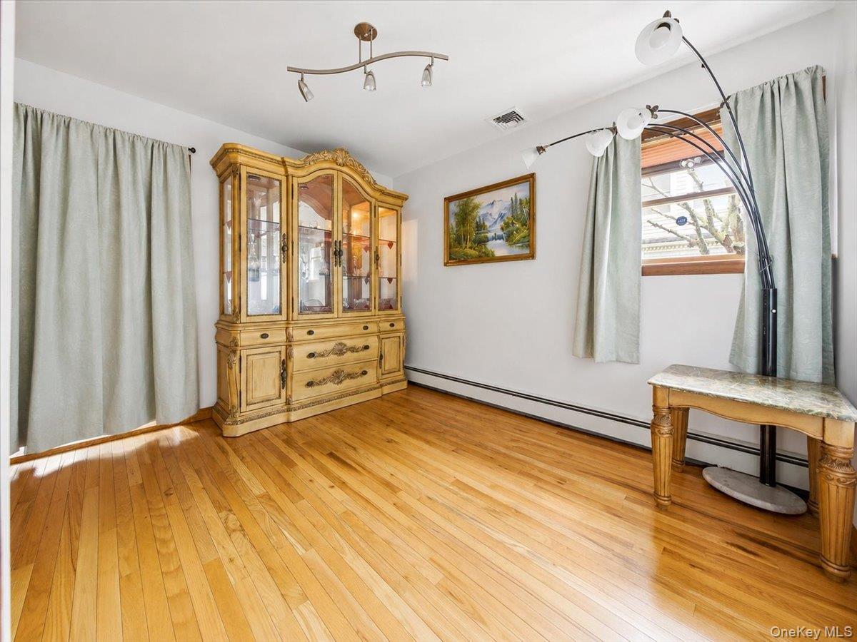 Single Family E Riviera Drive  Suffolk County, NY 11757, MLS-1021495-9