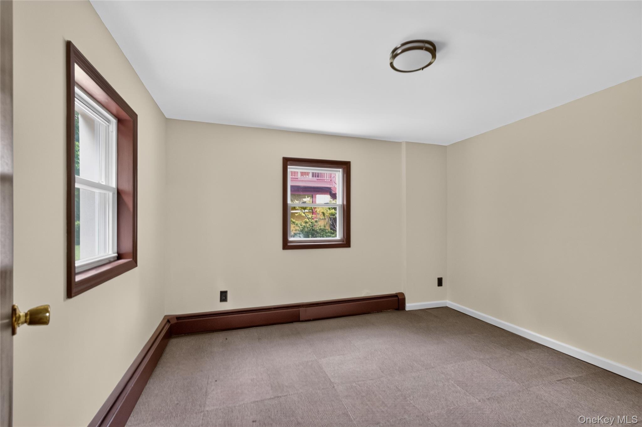 Single Family Greenwood Lane  Westchester County, NY 10607, MLS-1021512-12