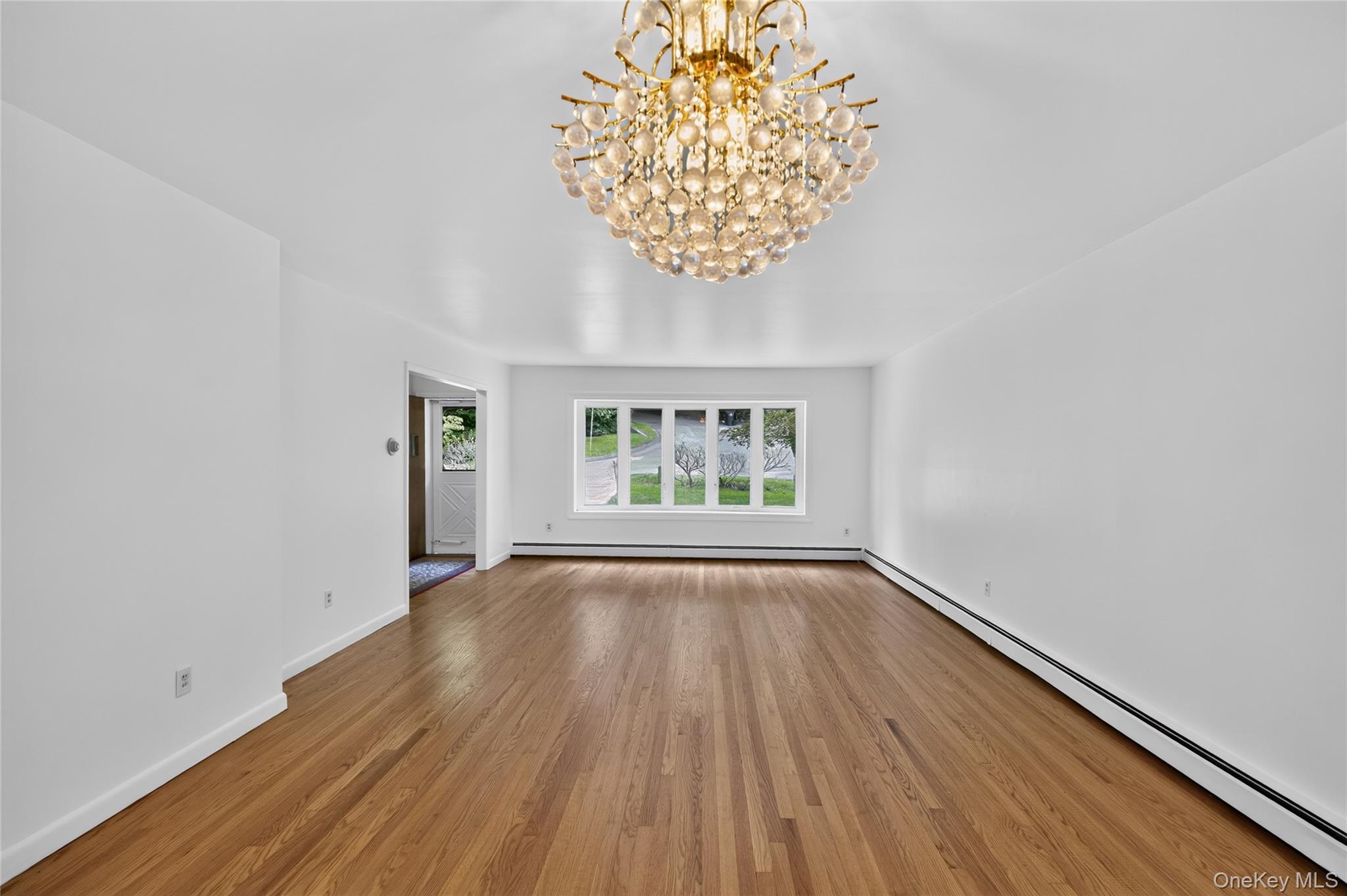 Single Family Greenwood Lane  Westchester County, NY 10607, MLS-1021512-2