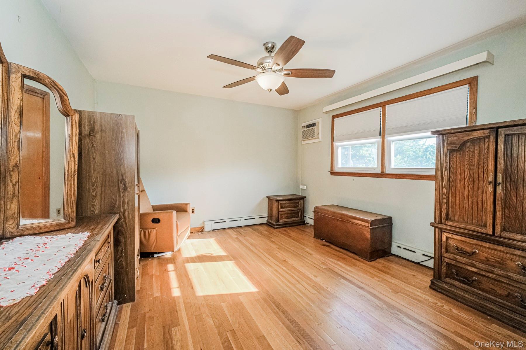 Single Family Highview Avenue Staten Island, NY 10301, MLS-1021535-16