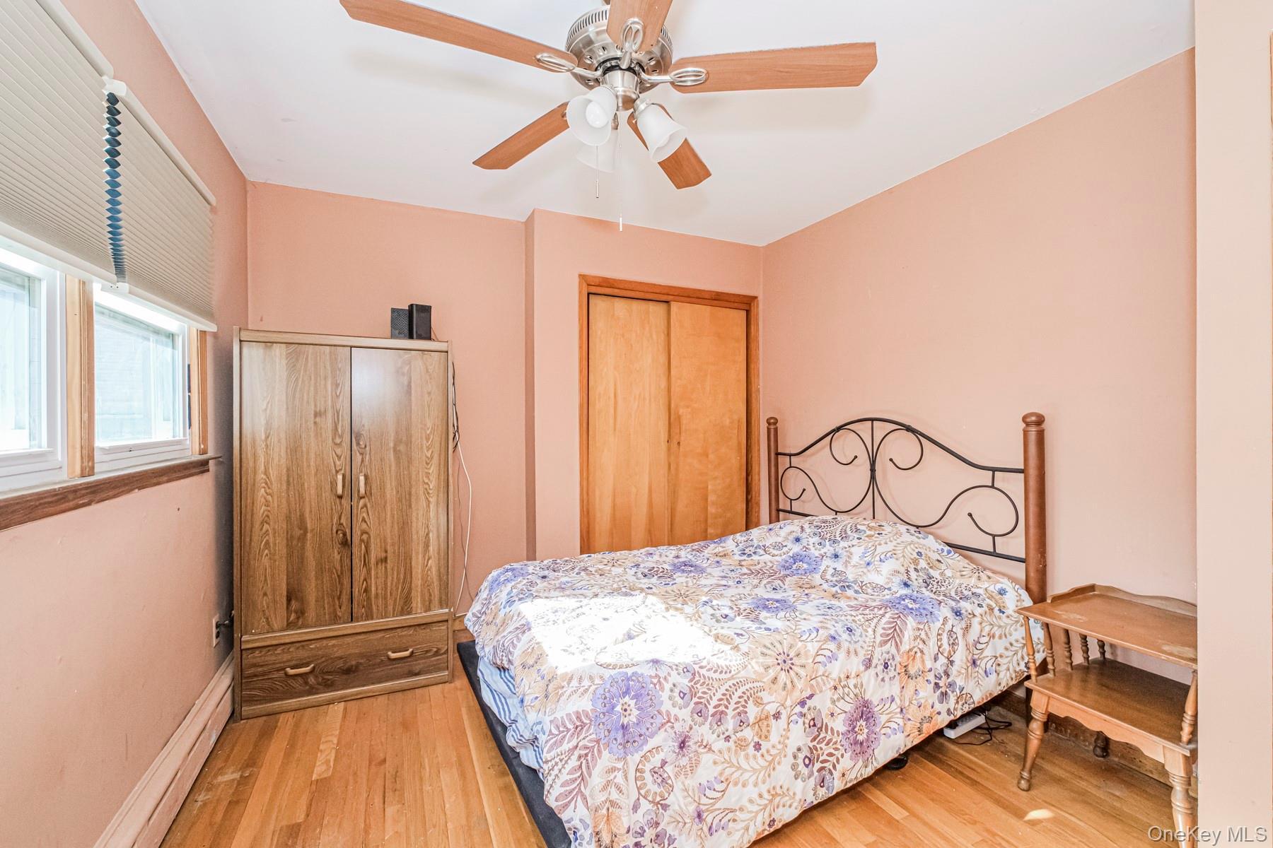 Single Family Highview Avenue Staten Island, NY 10301, MLS-1021535-18