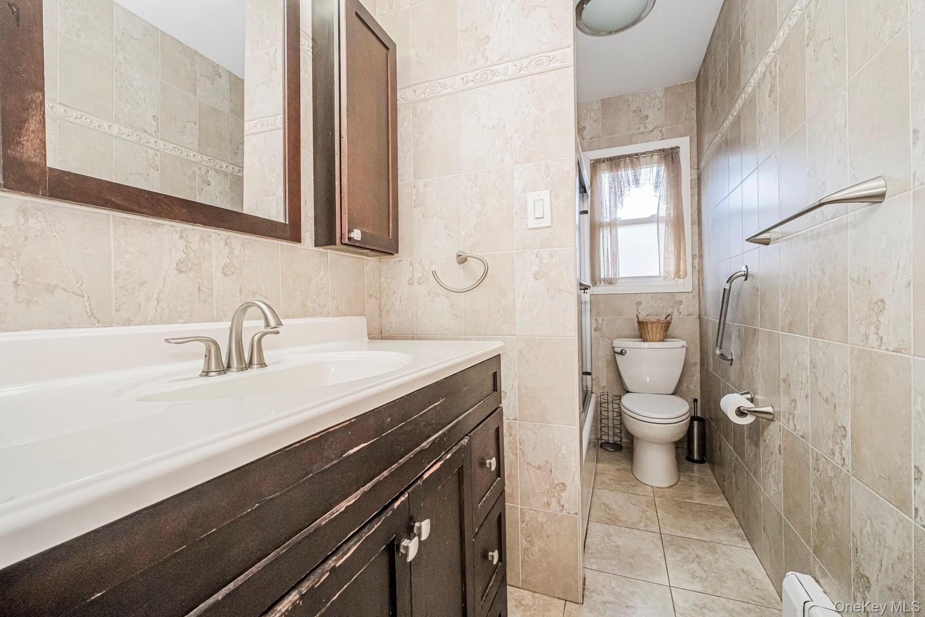 Single Family Highview Avenue Staten Island, NY 10301, MLS-1021535-20