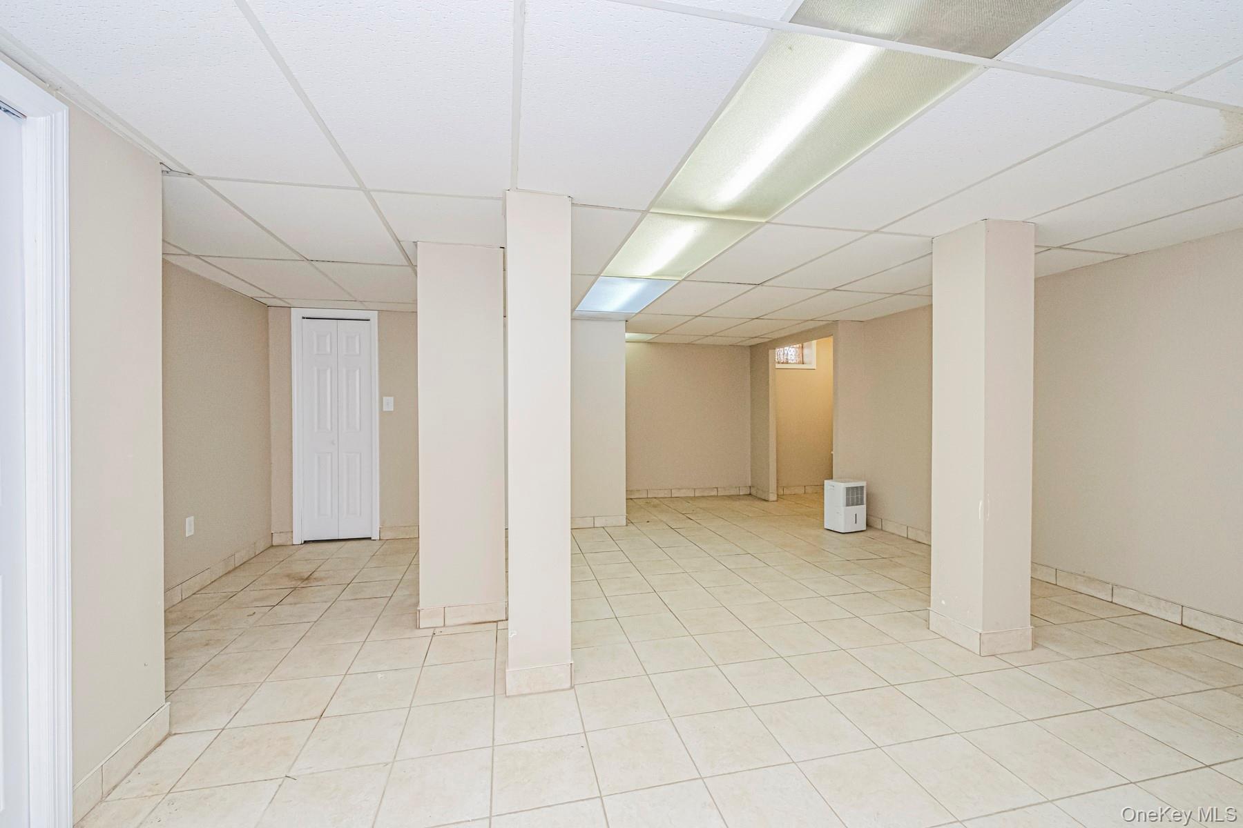 Single Family Highview Avenue Staten Island, NY 10301, MLS-1021535-21