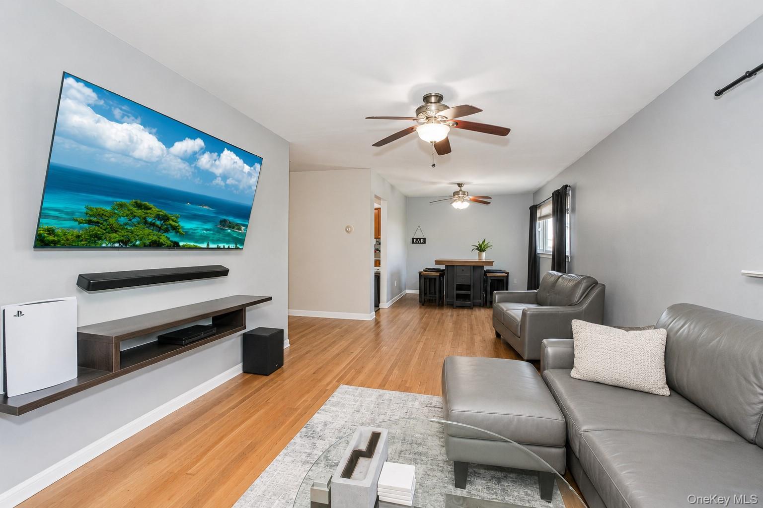 Single Family Highview Avenue Staten Island, NY 10301, MLS-1021535-26