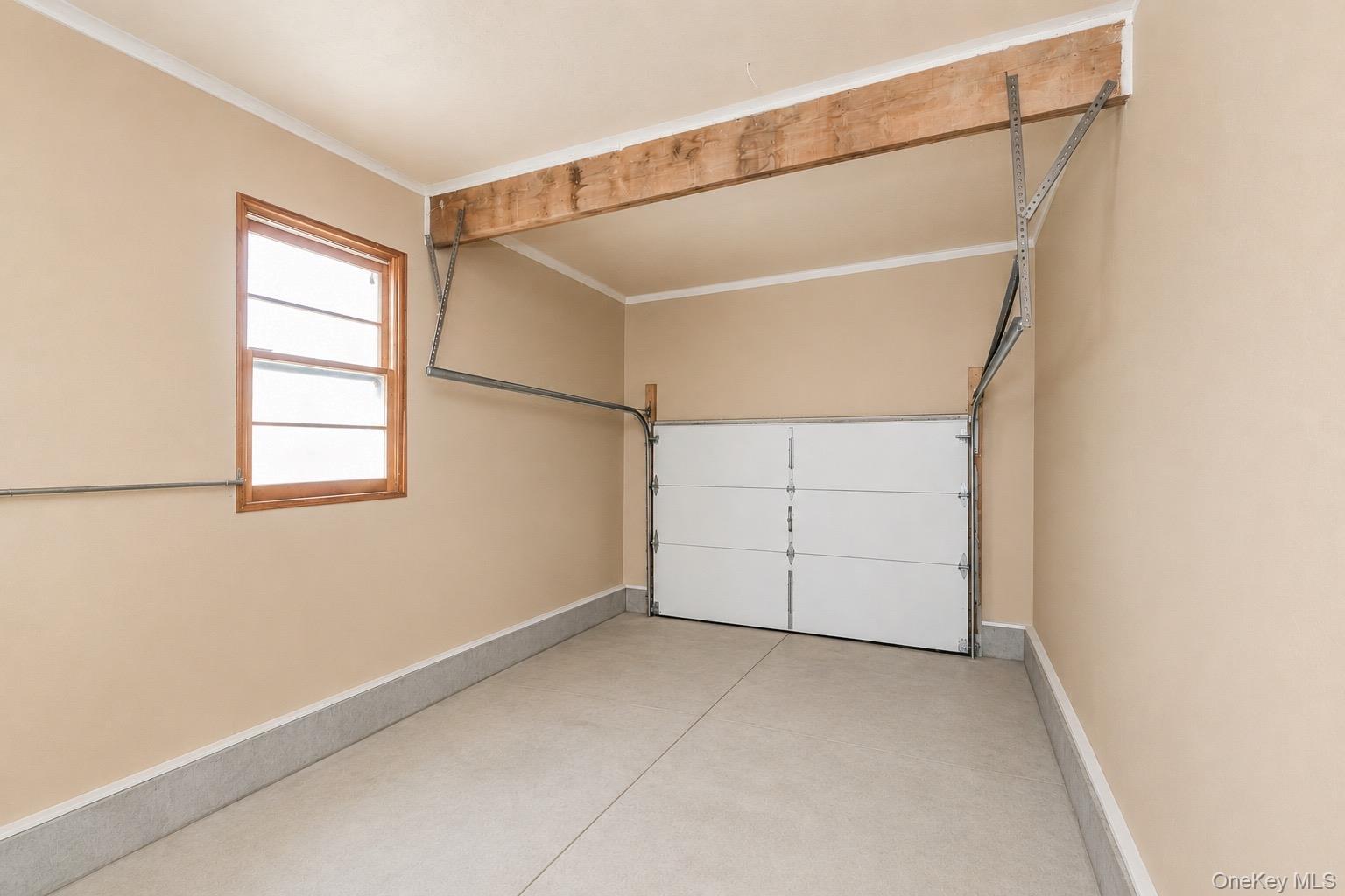 Single Family Highview Avenue Staten Island, NY 10301, MLS-1021535-32
