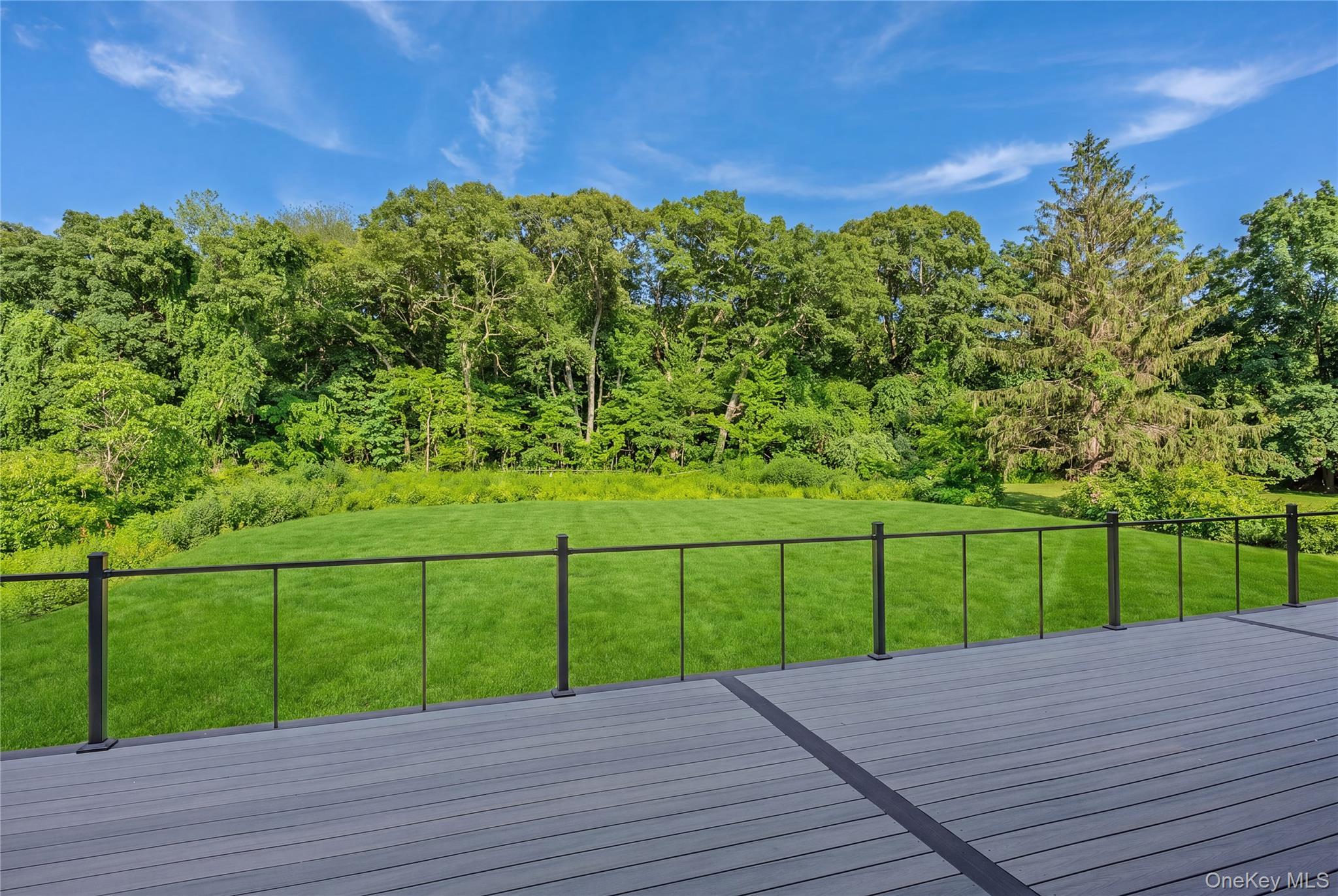 Single Family Somner Drive  Suffolk County, NY 11746, MLS-1021536-45