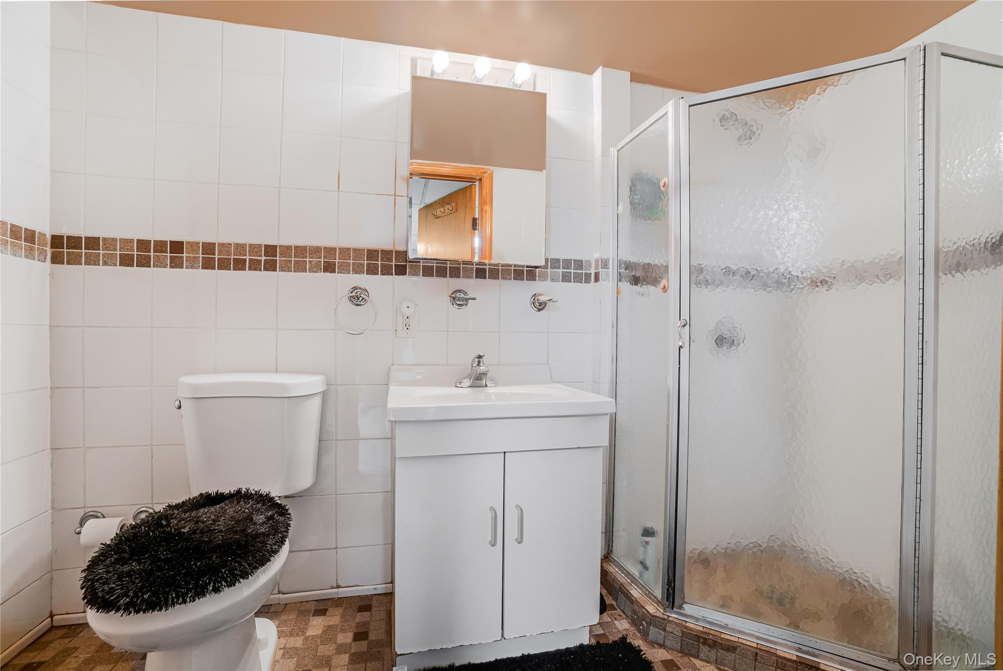 Single Family Stewart Road Queens, NY 11427, MLS-1021559-14