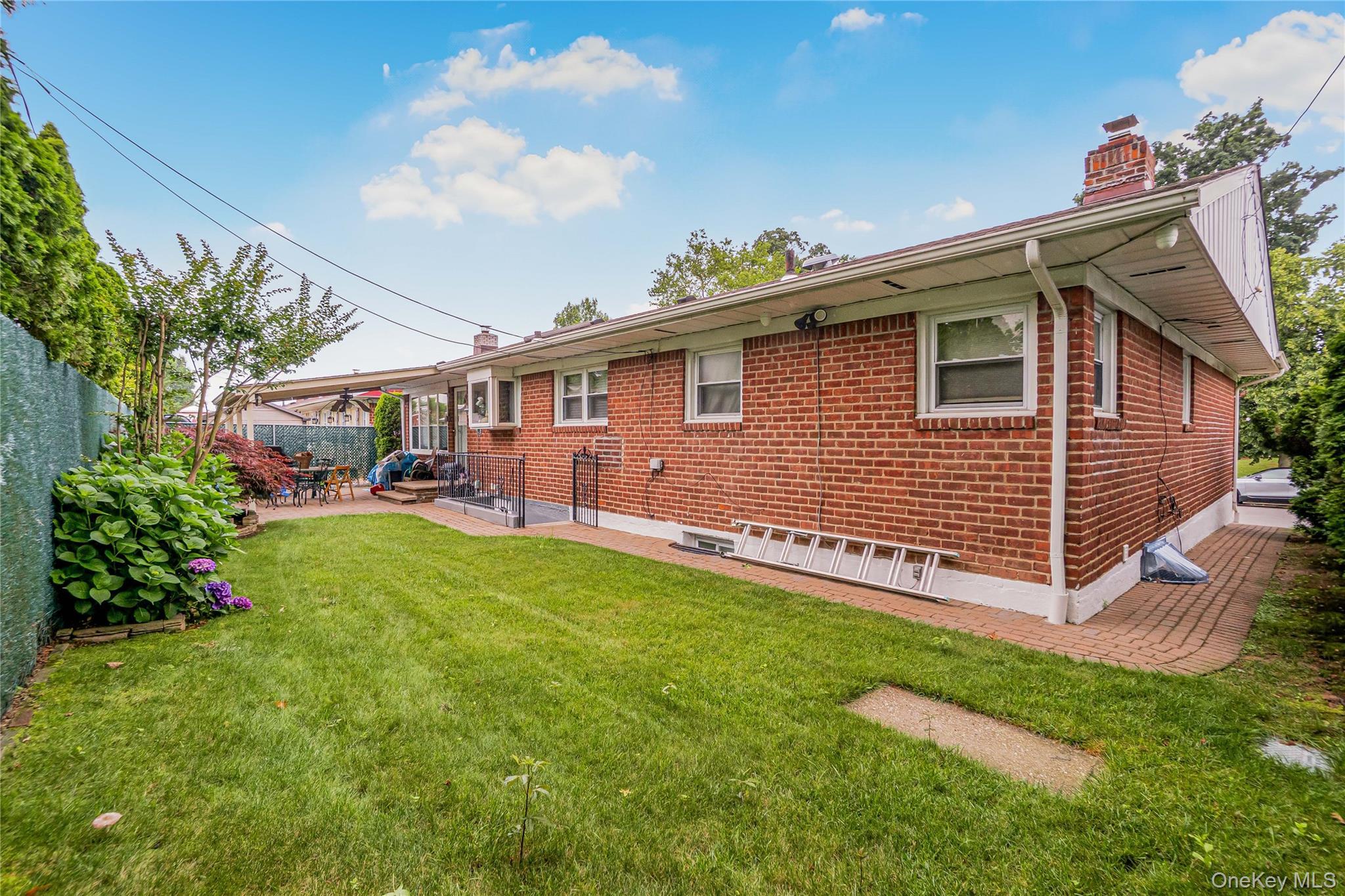 Single Family Stewart Road Queens, NY 11427, MLS-1021559-17