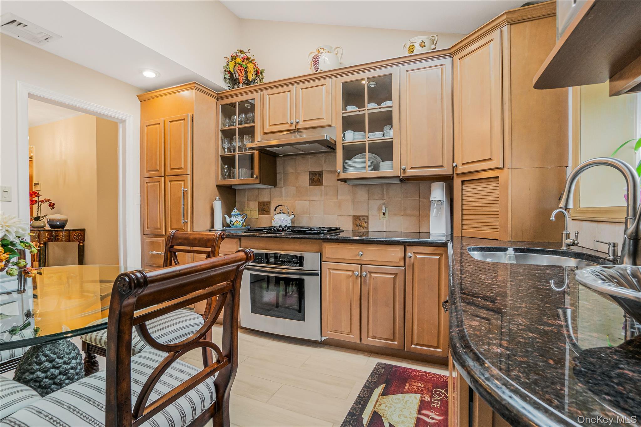 Single Family Stewart Road Queens, NY 11427, MLS-1021559-4