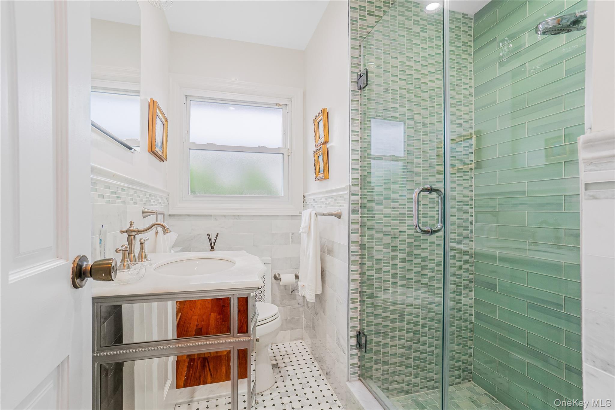 Single Family Stewart Road Queens, NY 11427, MLS-1021559-8