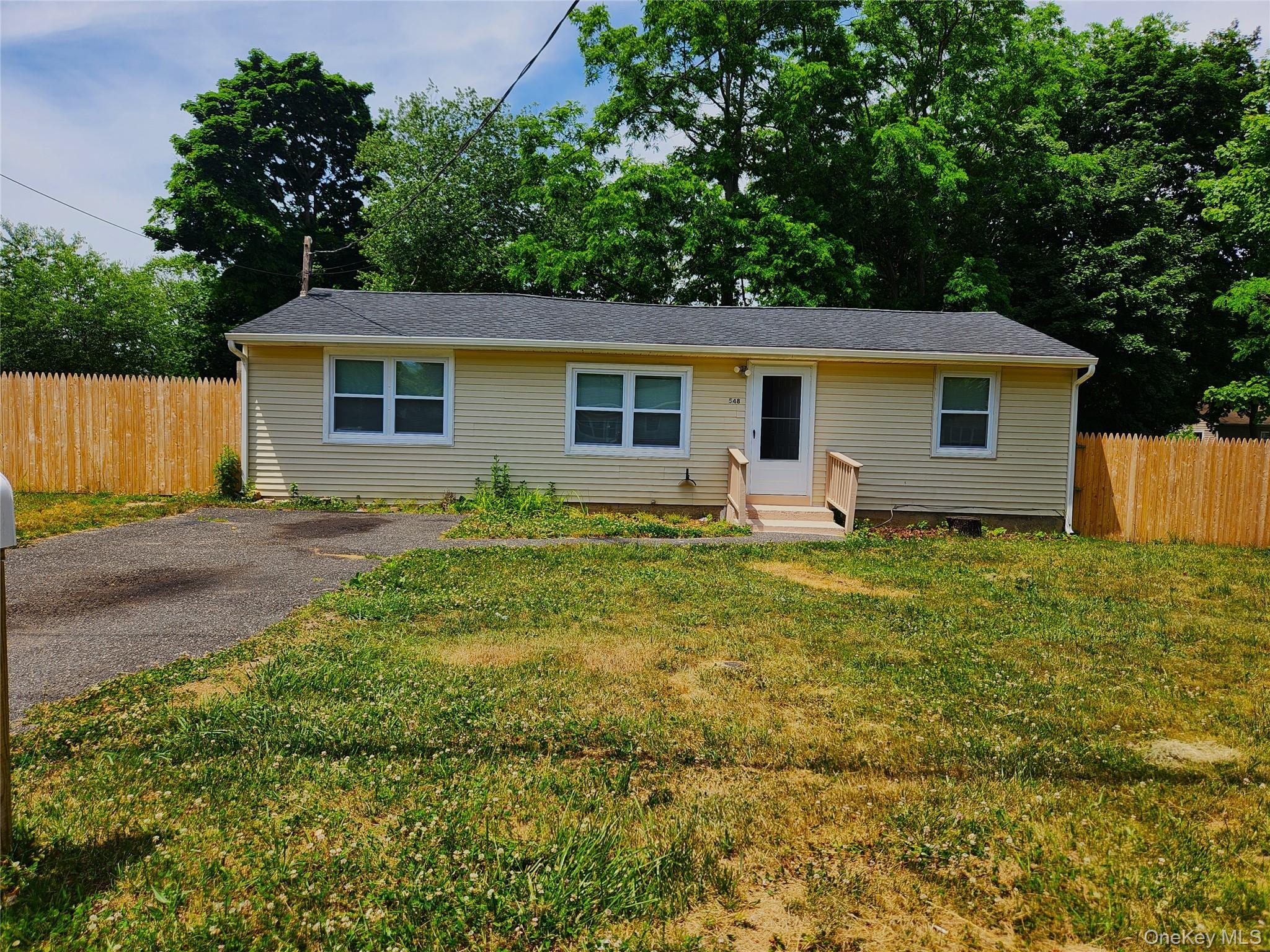 Single Family Taylor Avenue  Suffolk County, NY 11772, MLS-1021579-15